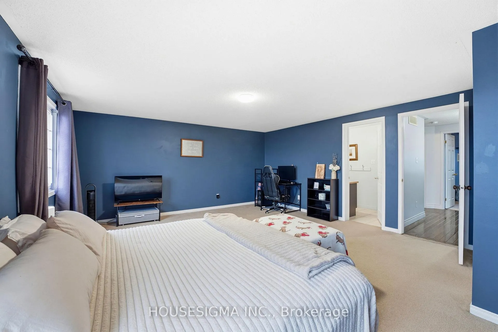 Photo 18 of Unit C, 123 Whitlaw Way, Brant, Paris — HOMEH