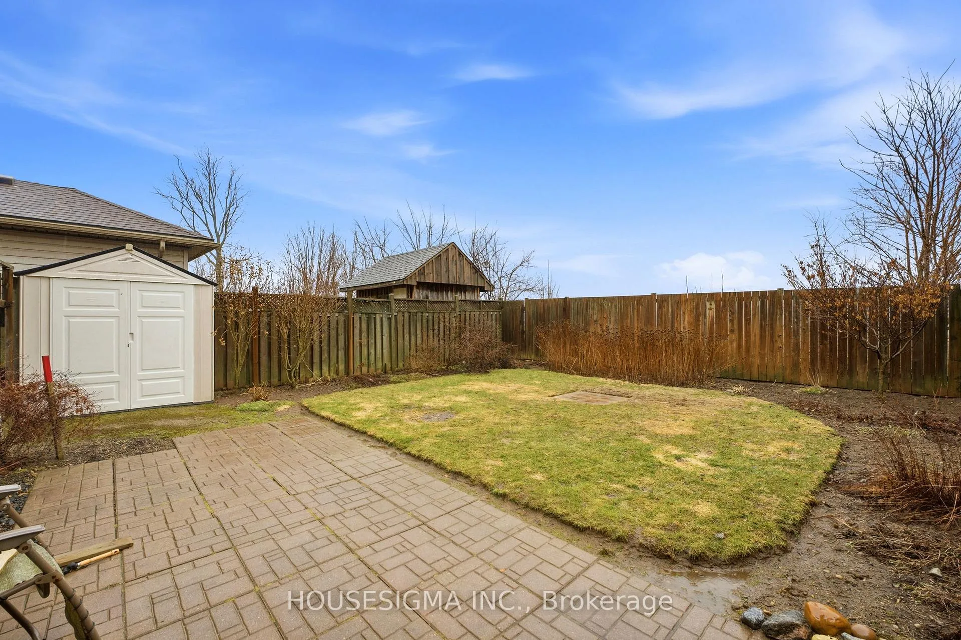 Photo 24 of Unit C, 123 Whitlaw Way, Brant, Paris — HOMEH