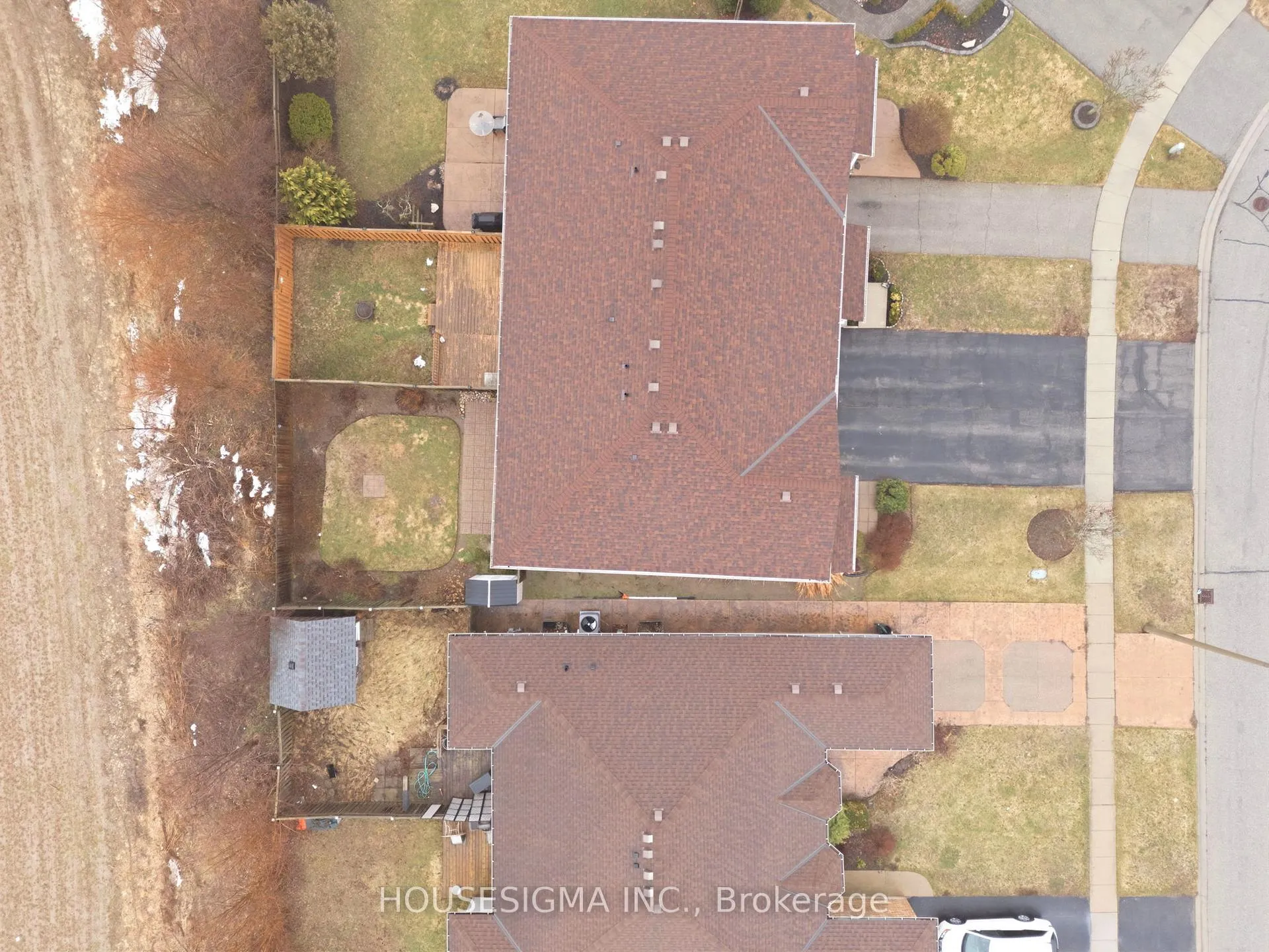 Photo 28 of Unit C, 123 Whitlaw Way, Brant, Paris — HOMEH