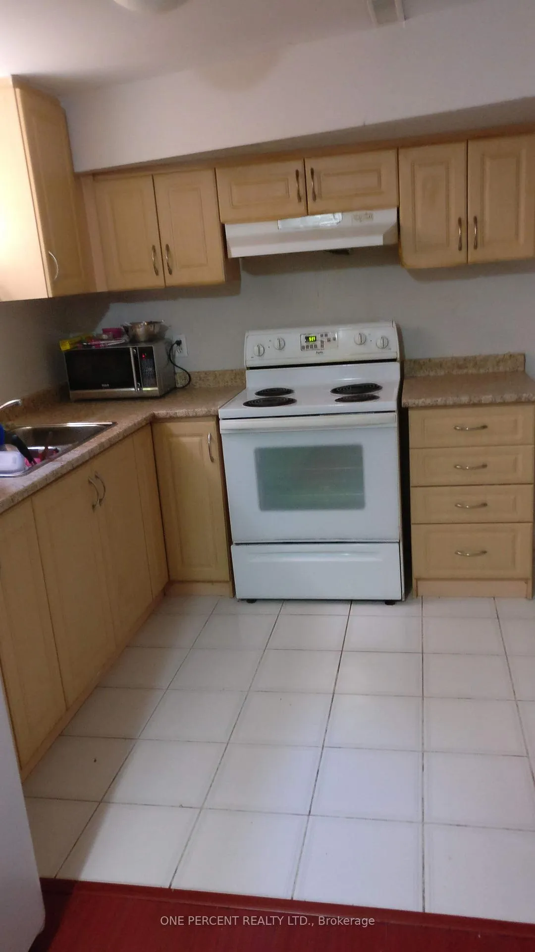 Photo 12 of Unit Basement Apartment, 52 Timberlane Drive, Brampton, Fletcher's Creek South — HOMEH