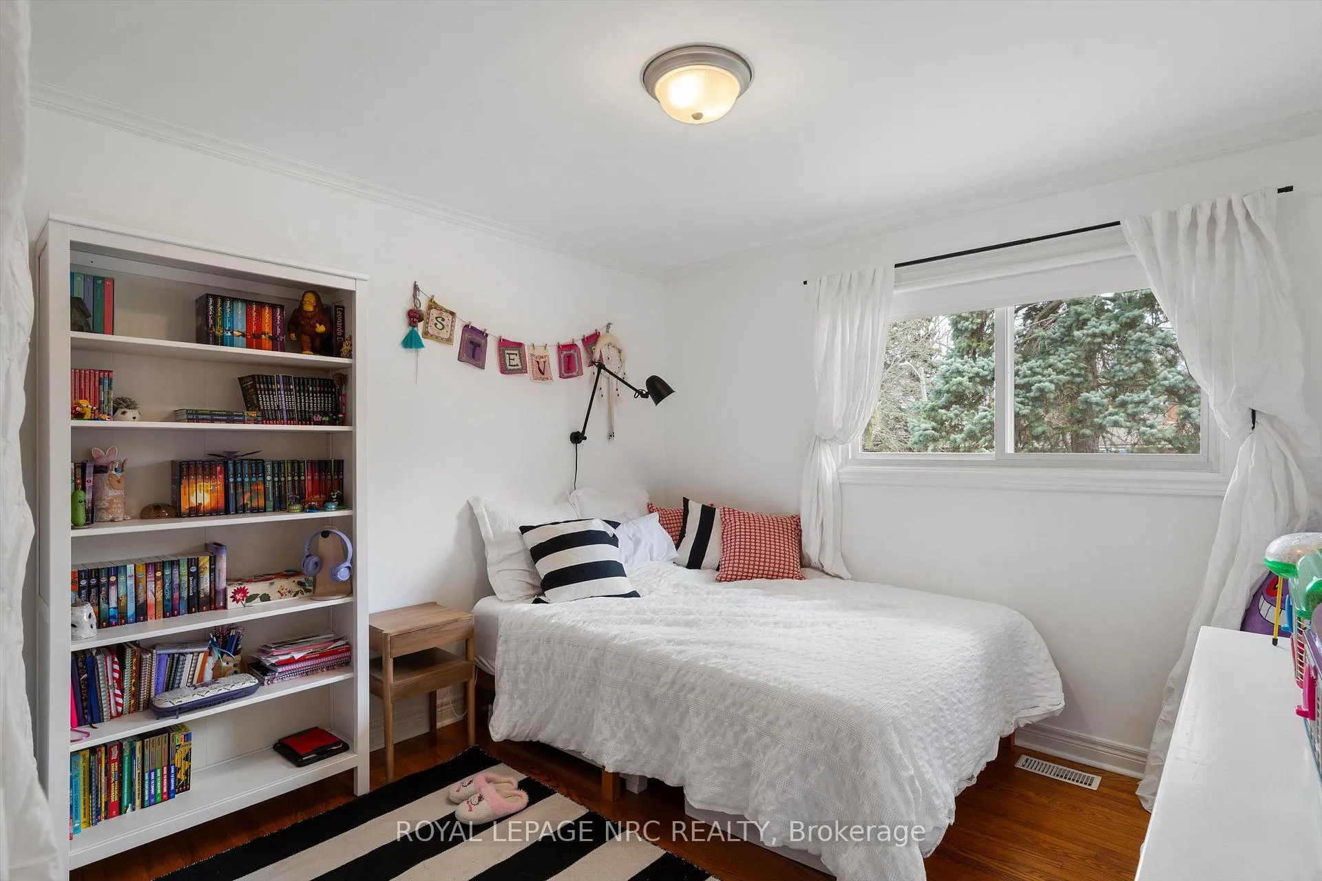 Photo 27 of 24 Valerie Drive, St. Catharines, Glendale/Glenridge — HOMEH