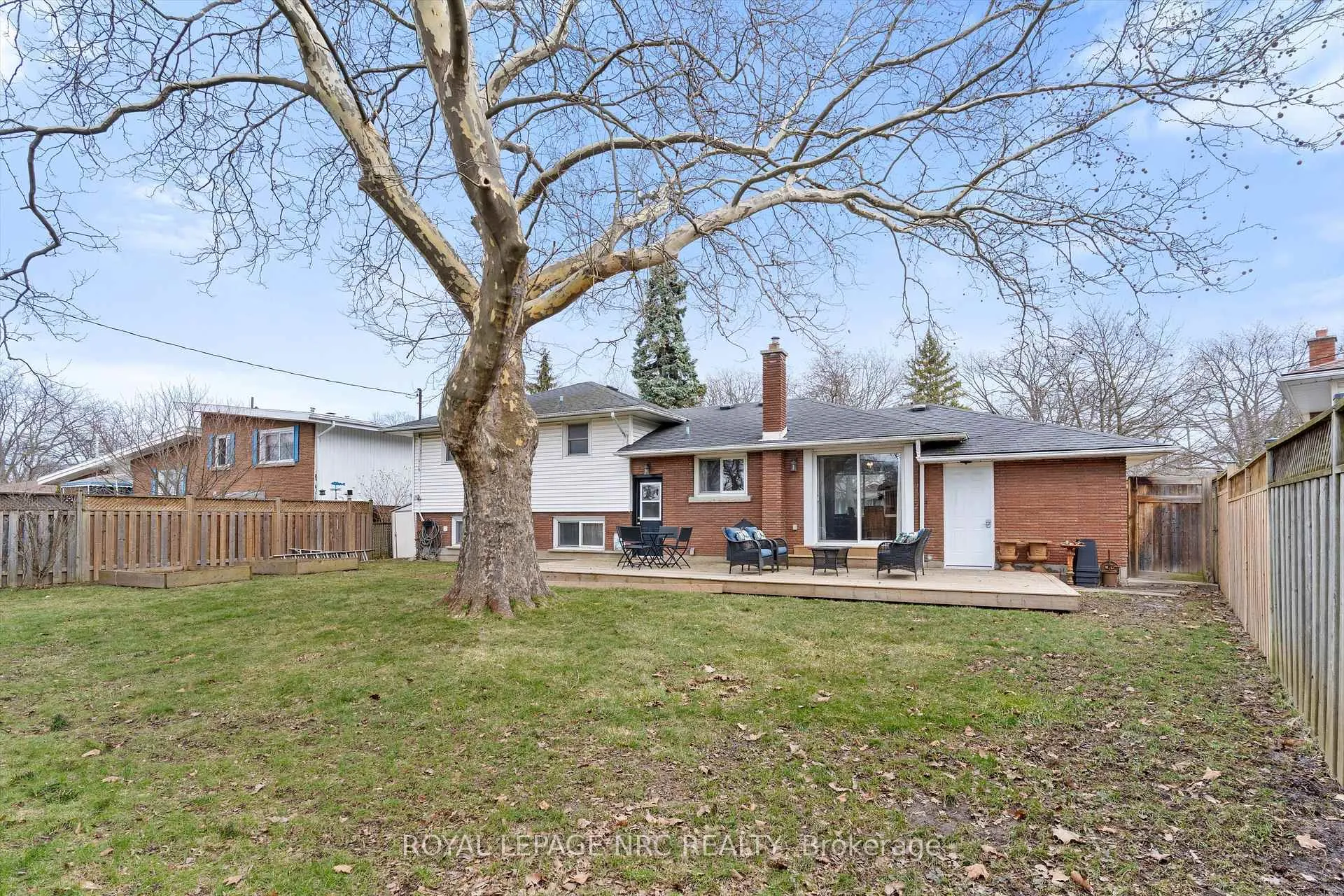 Photo 33 of 24 Valerie Drive, St. Catharines, Glendale/Glenridge — HOMEH
