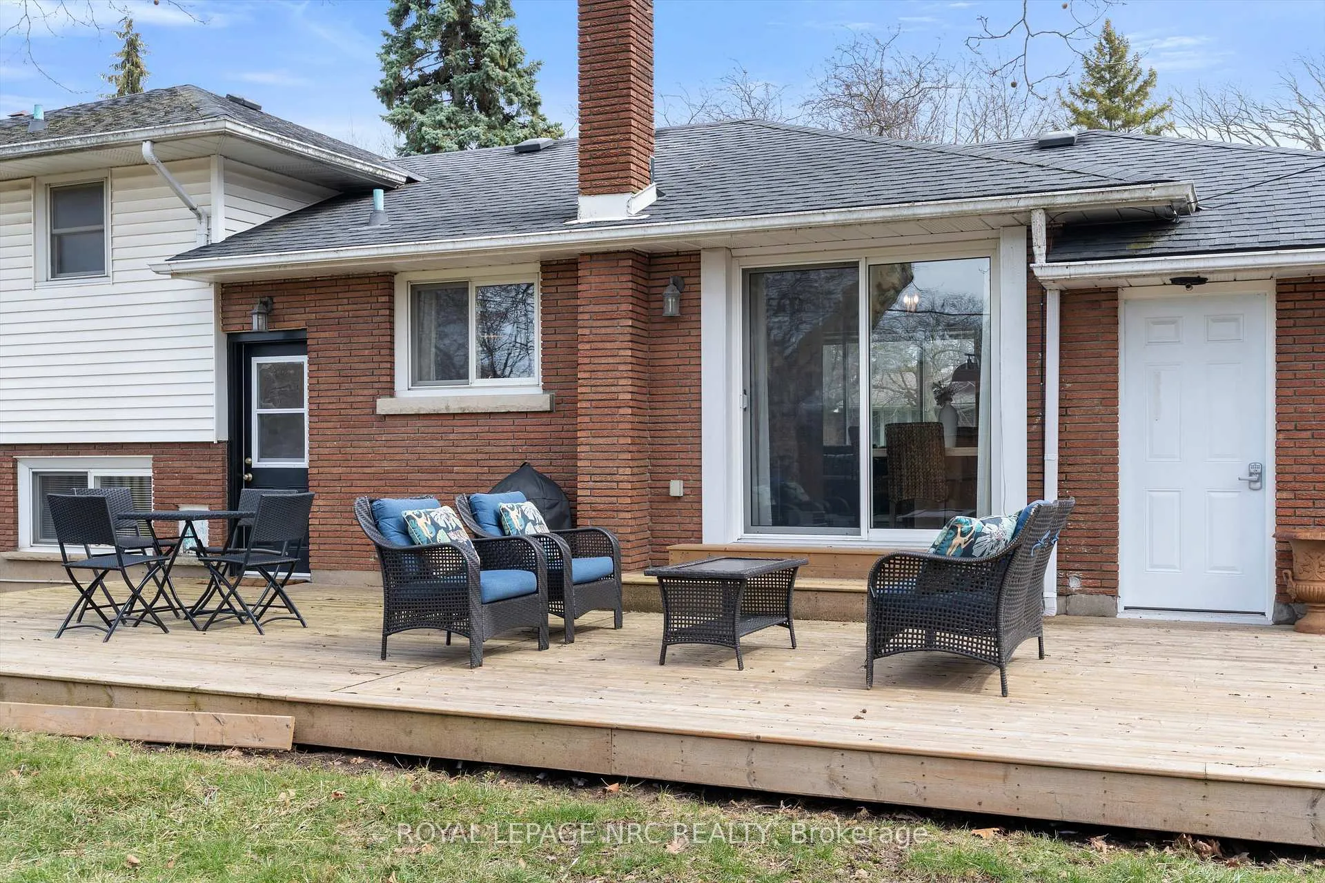 Photo 34 of 24 Valerie Drive, St. Catharines, Glendale/Glenridge — HOMEH