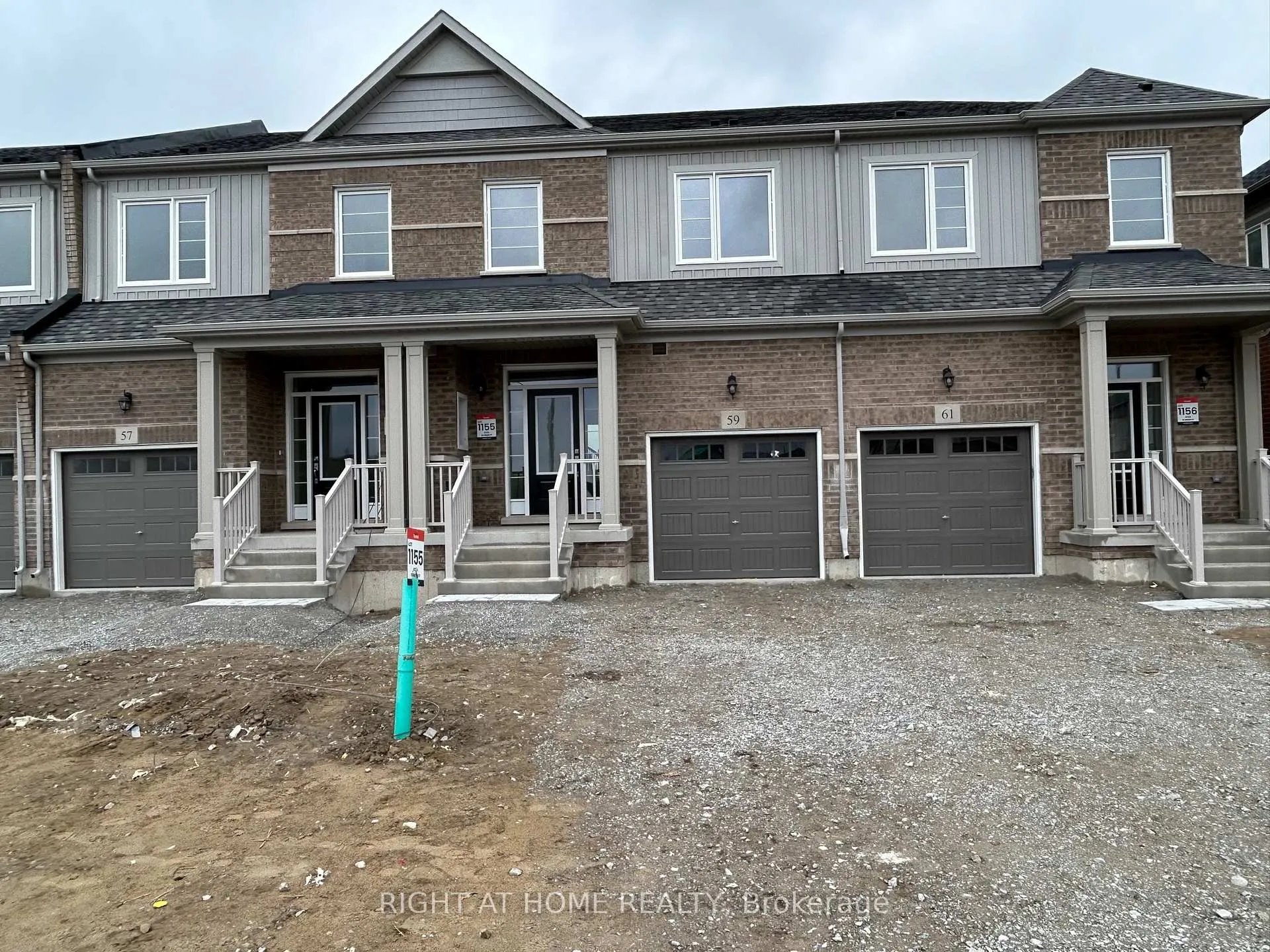 Photo 3 of 59 Greer Street, Barrie, Rural Barrie Southeast — HOMEH