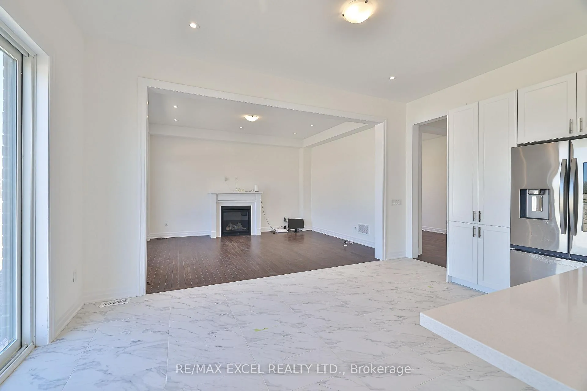 Photo 15 of 24 Sunny Acre Crescent, King, King City — HOMEH