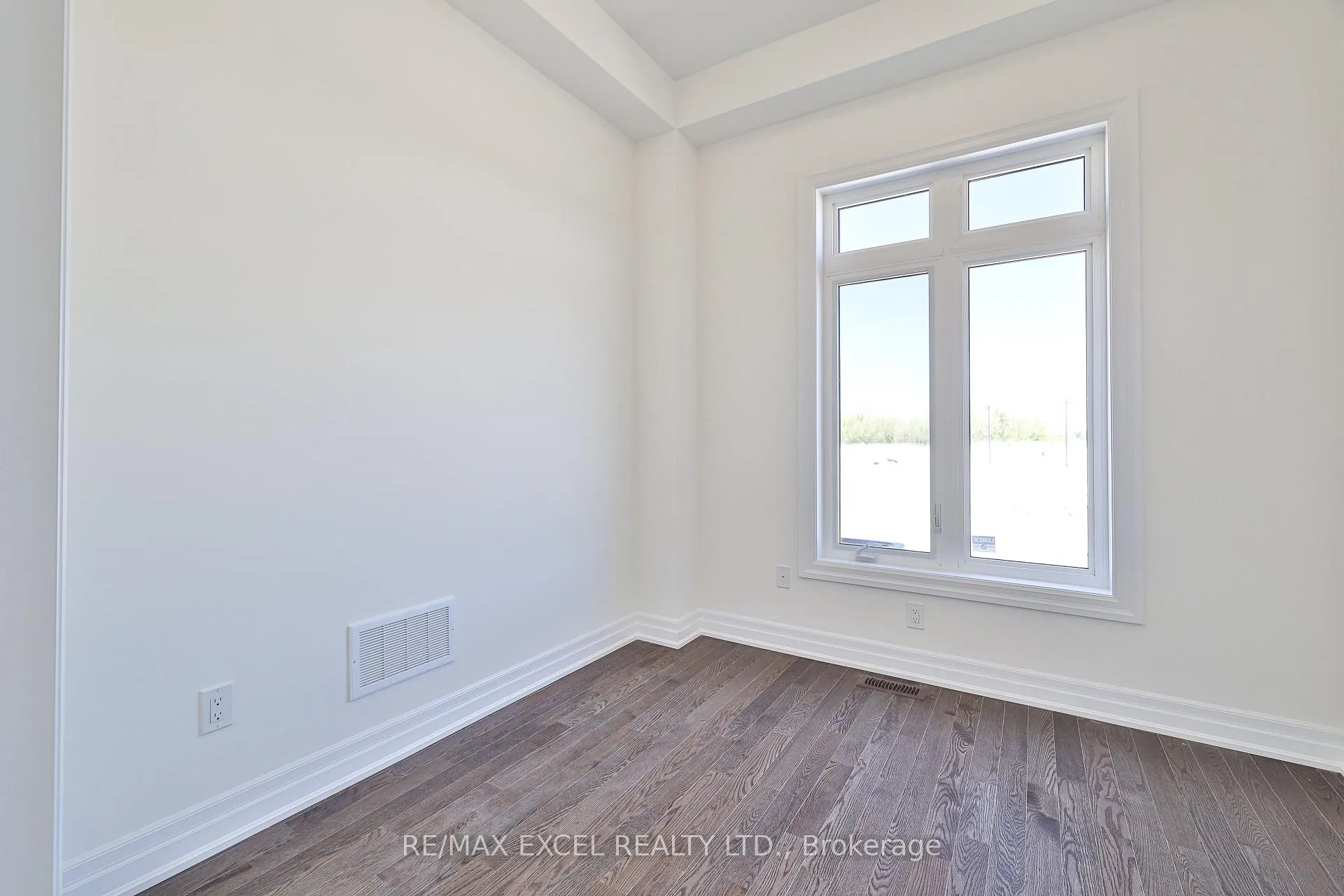 Photo 23 of 24 Sunny Acre Crescent, King, King City — HOMEH