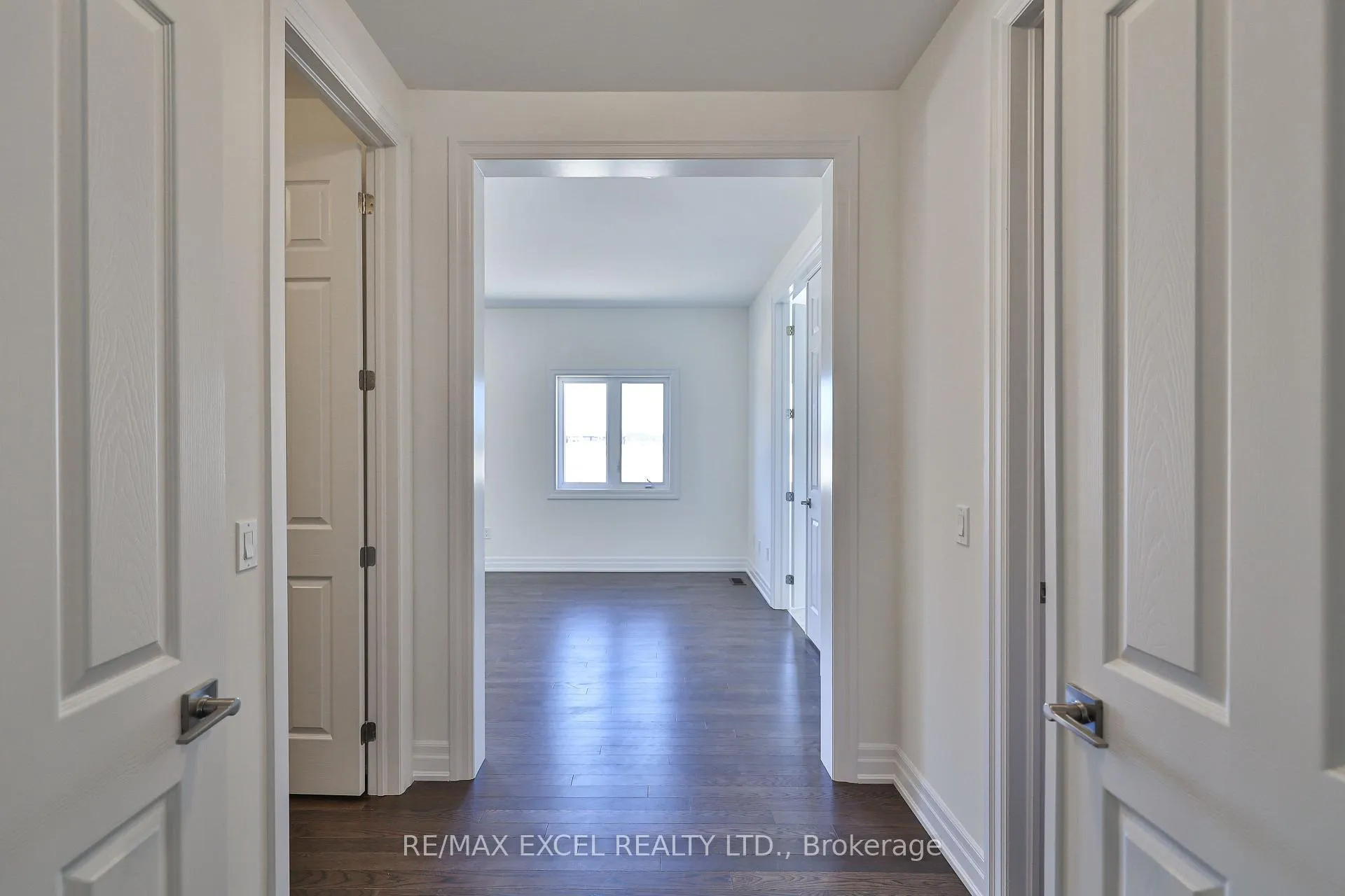 Photo 26 of 24 Sunny Acre Crescent, King, King City — HOMEH