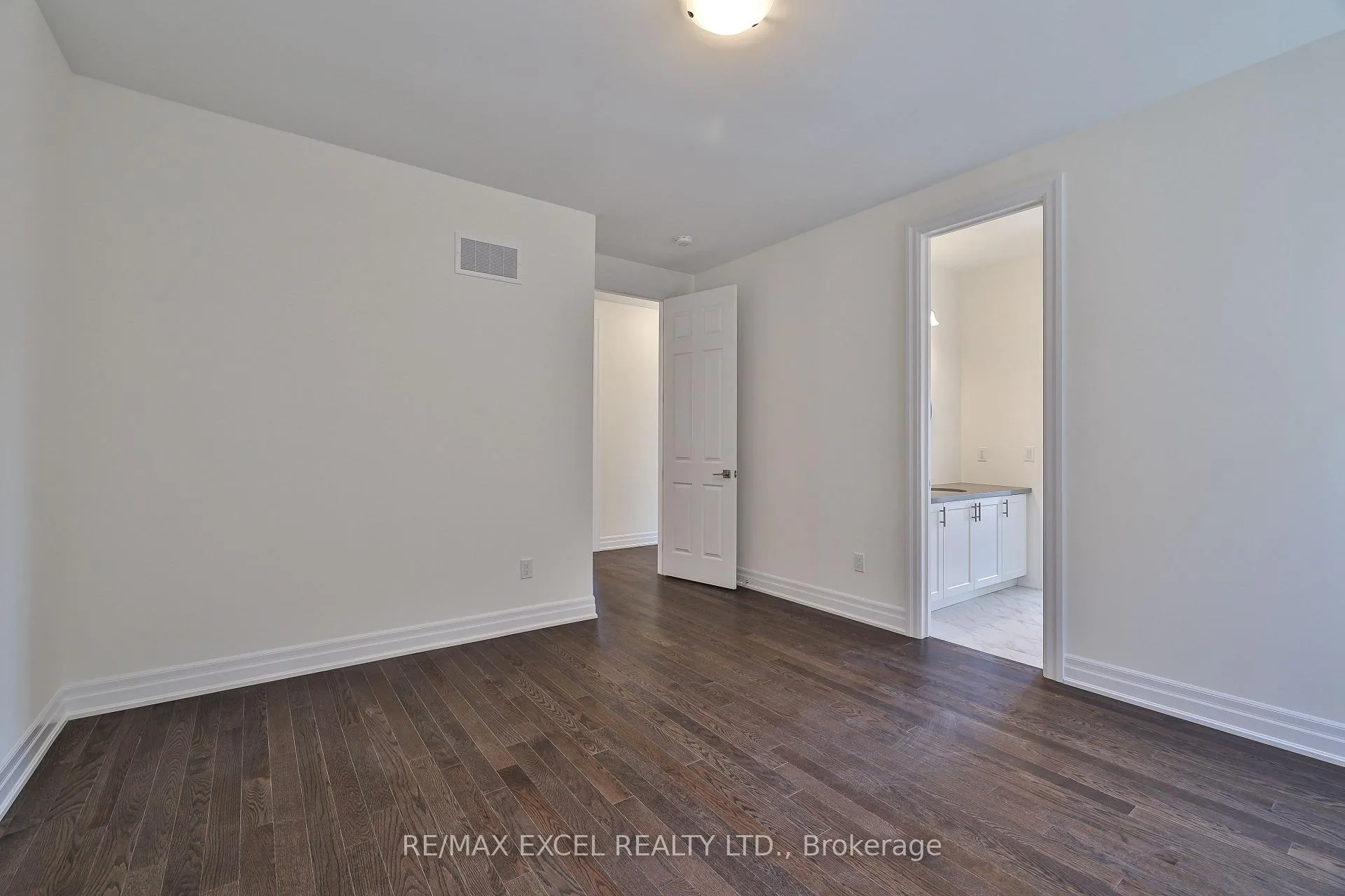 Photo 40 of 24 Sunny Acre Crescent, King, King City — HOMEH