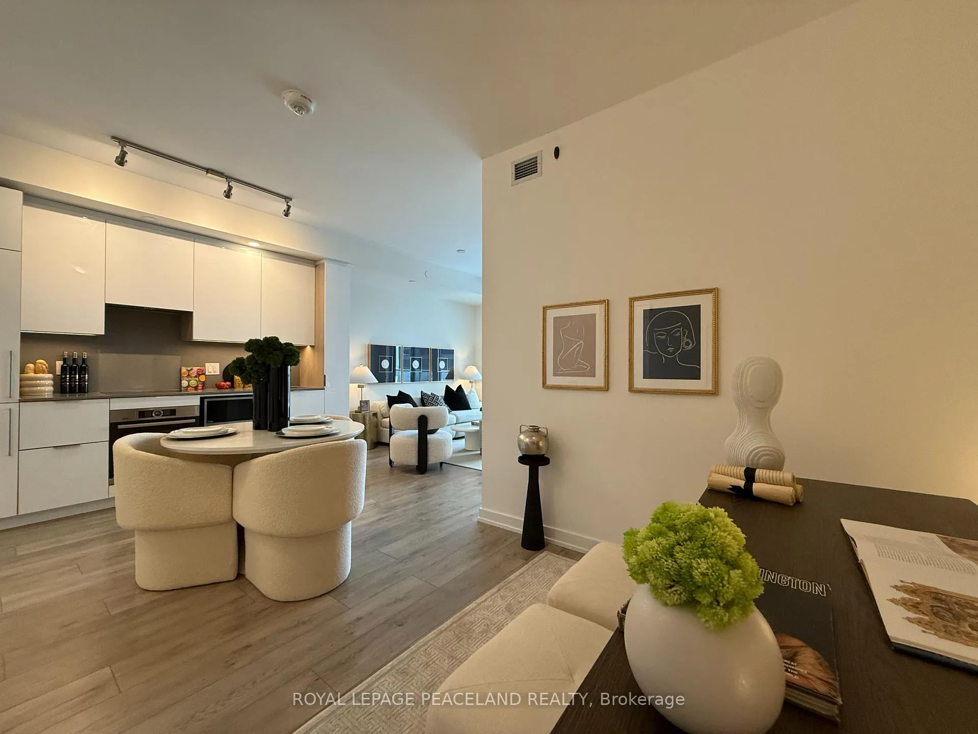 Photo 13 of Unit 1710, 28 Freeland Street, Toronto, Waterfront Communities — HOMEH