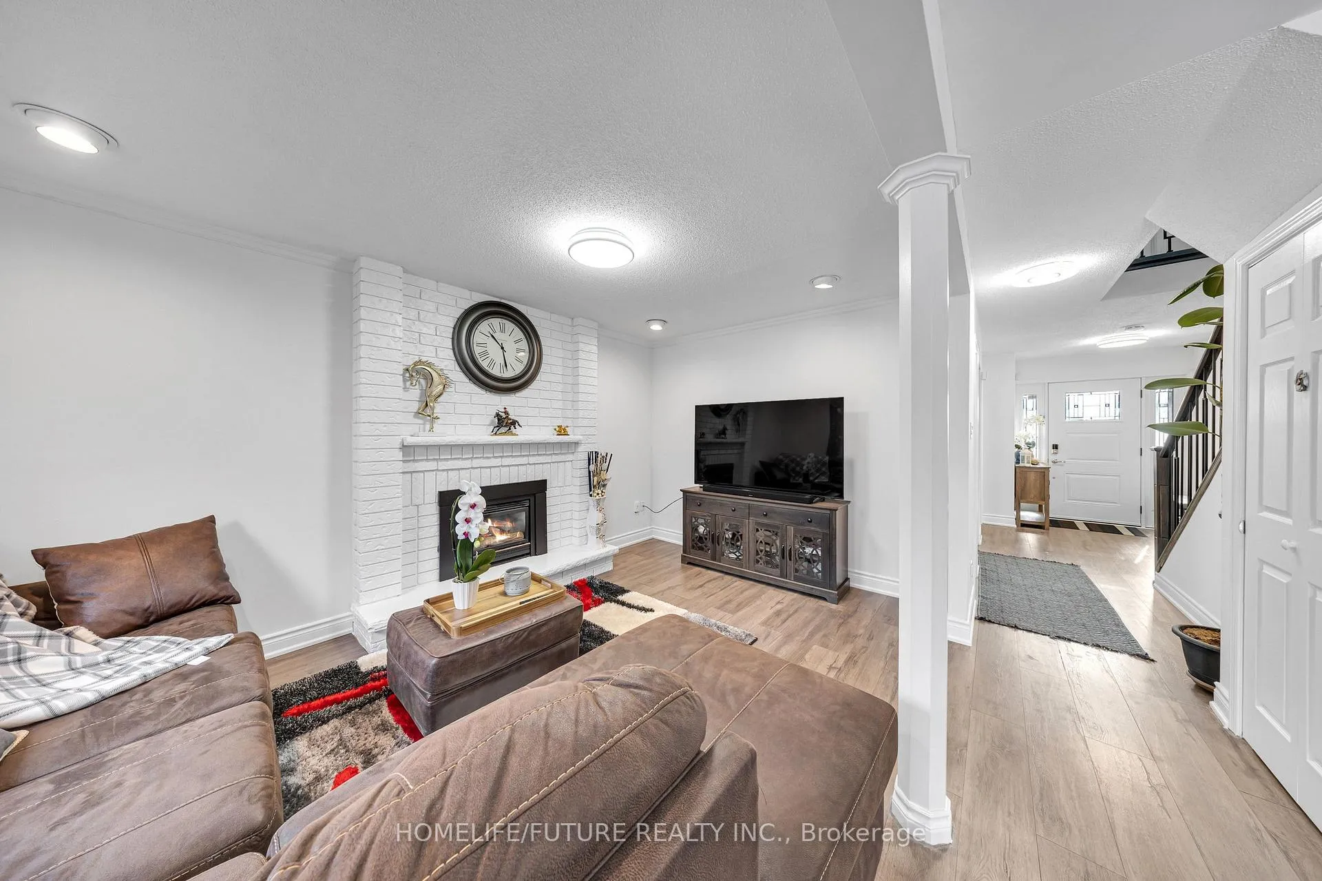 Photo 14 of 24 Adams Drive, Ajax, Central — HOMEH