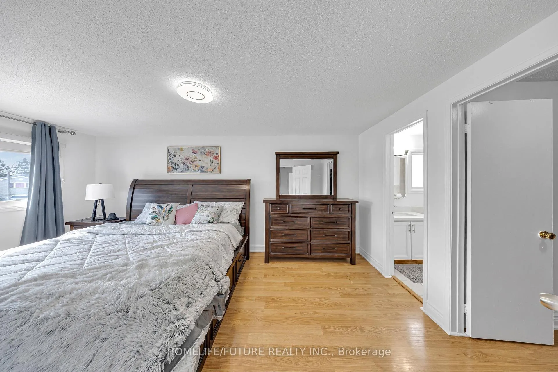 Photo 28 of 24 Adams Drive, Ajax, Central — HOMEH
