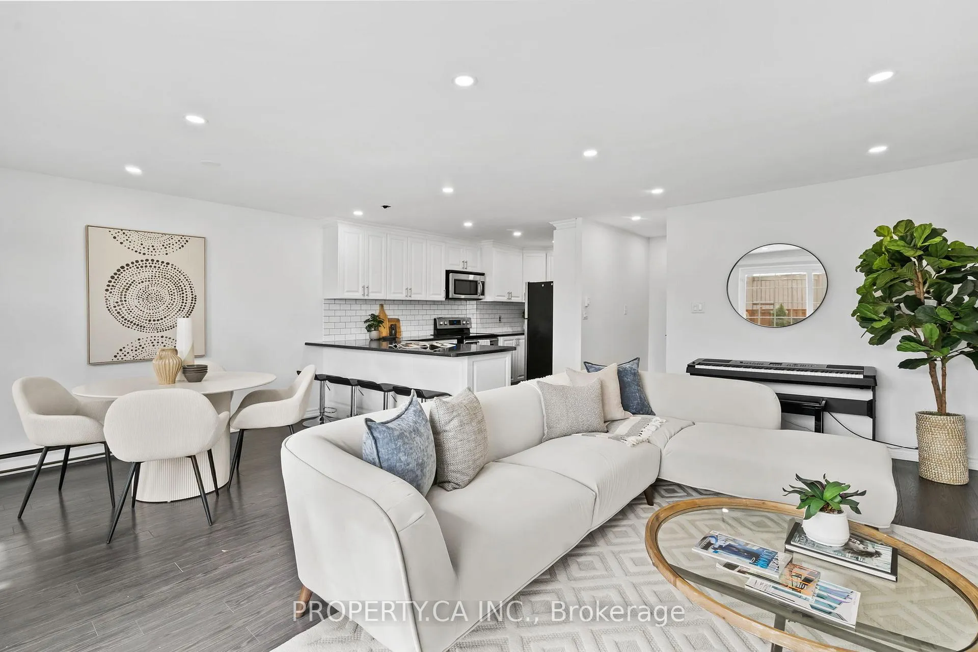 Photo 31 of Unit 179, 1055 Dundas Street E, Mississauga, Applewood — HOMEH