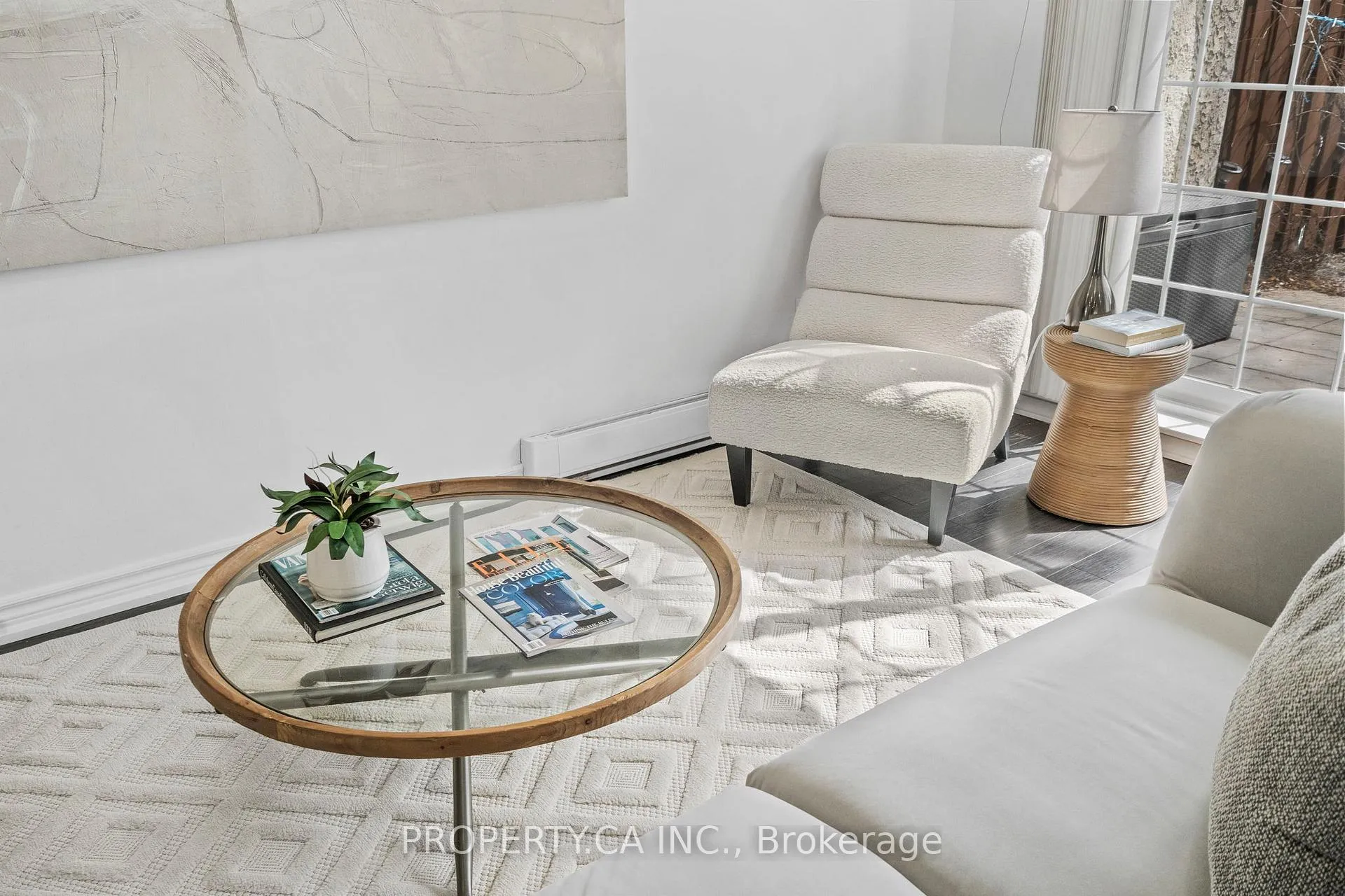 Photo 5 of Unit 179, 1055 Dundas Street E, Mississauga, Applewood — HOMEH