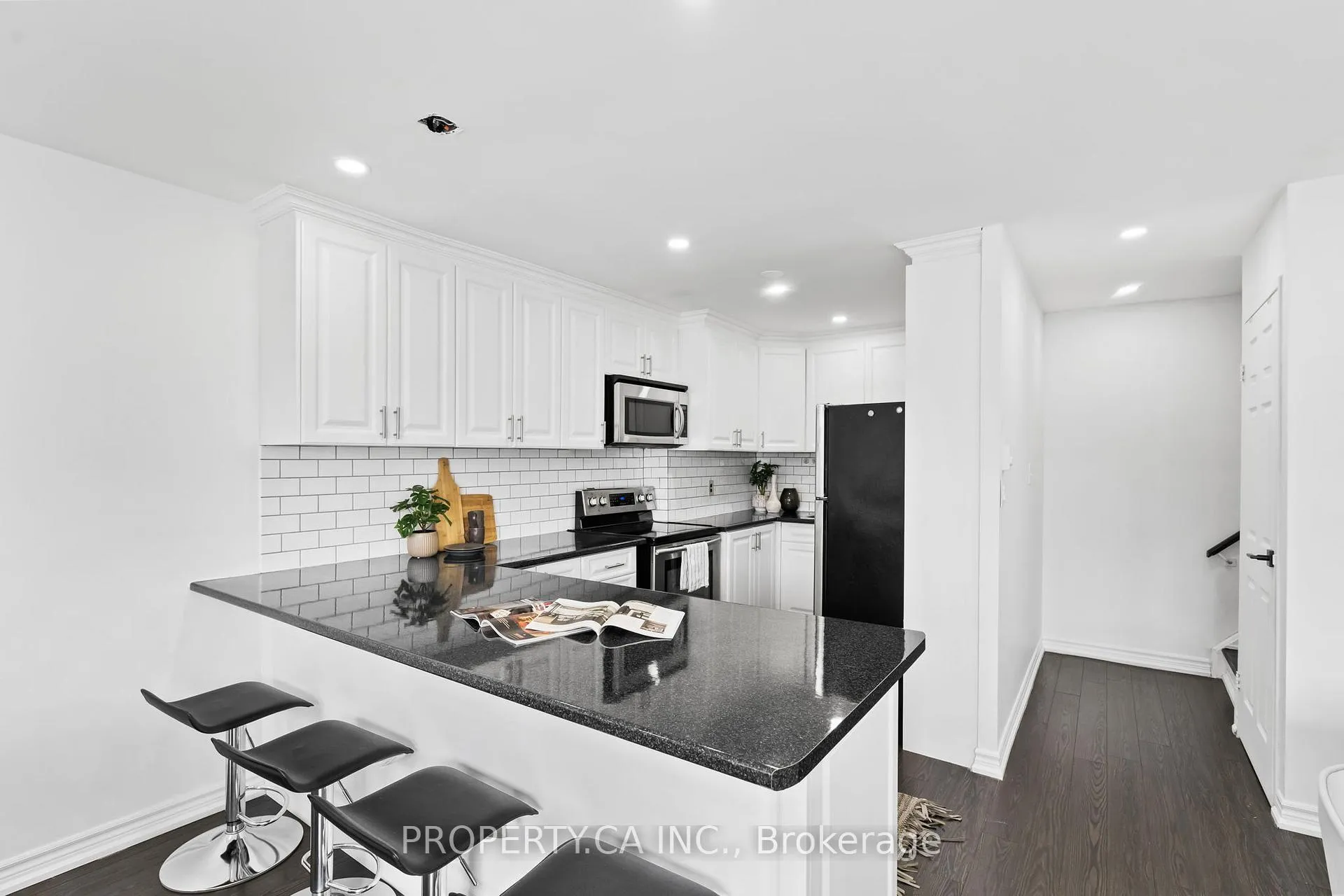 Photo 33 of Unit 179, 1055 Dundas Street E, Mississauga, Applewood — HOMEH