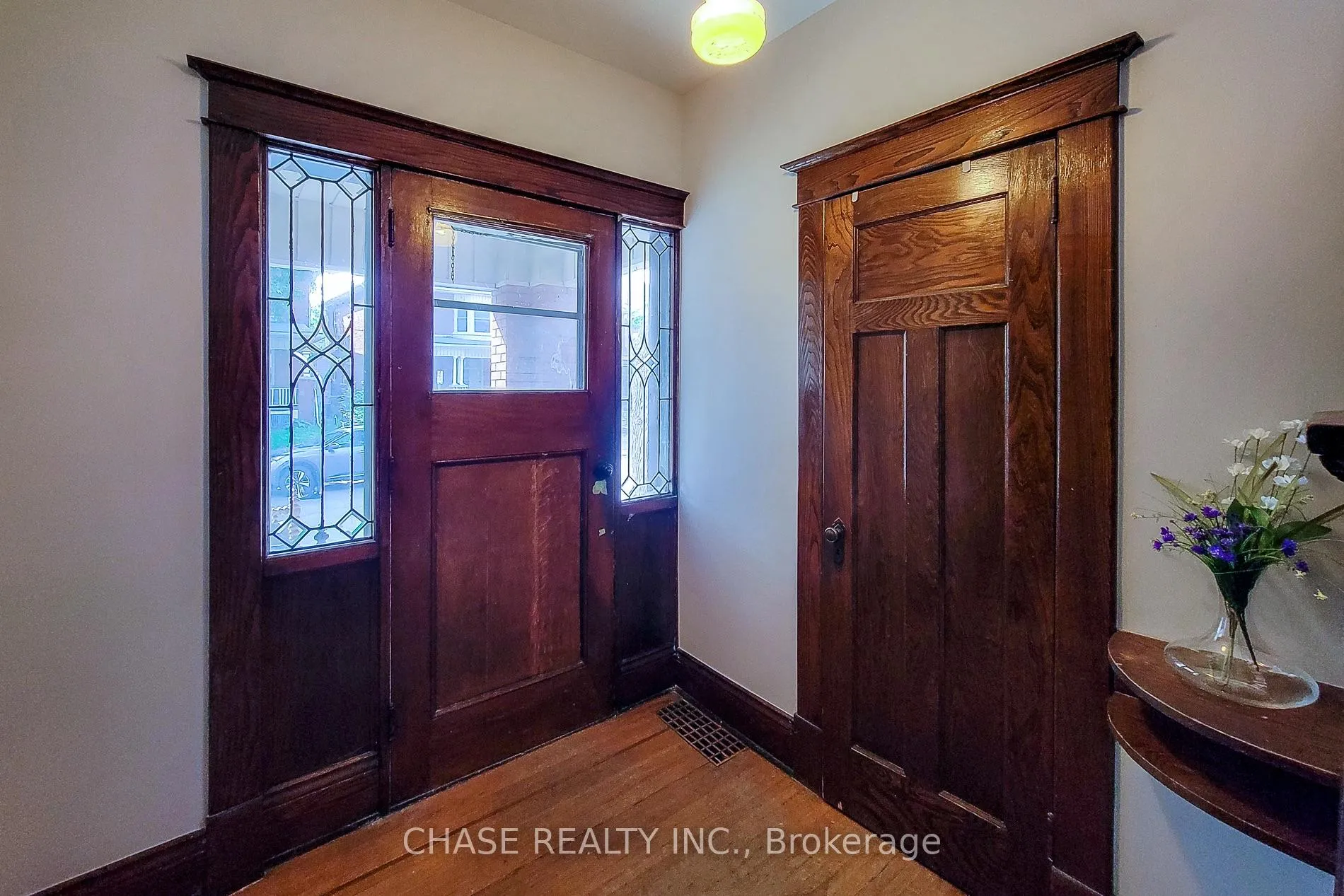 Photo 5 of 63 Carrick Avenue, Hamilton, Stipley — HOMEH