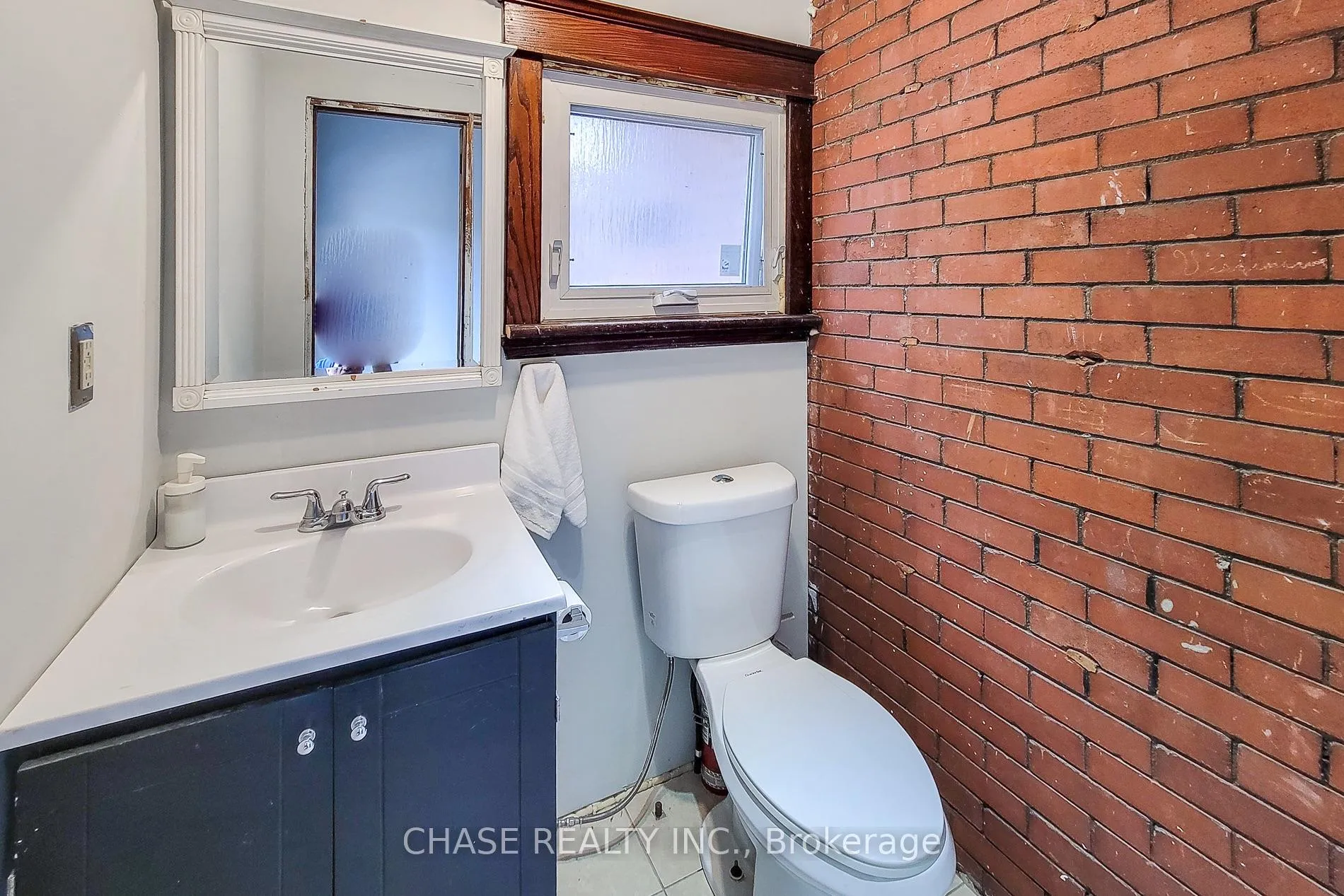 Photo 19 of 63 Carrick Avenue, Hamilton, Stipley — HOMEH