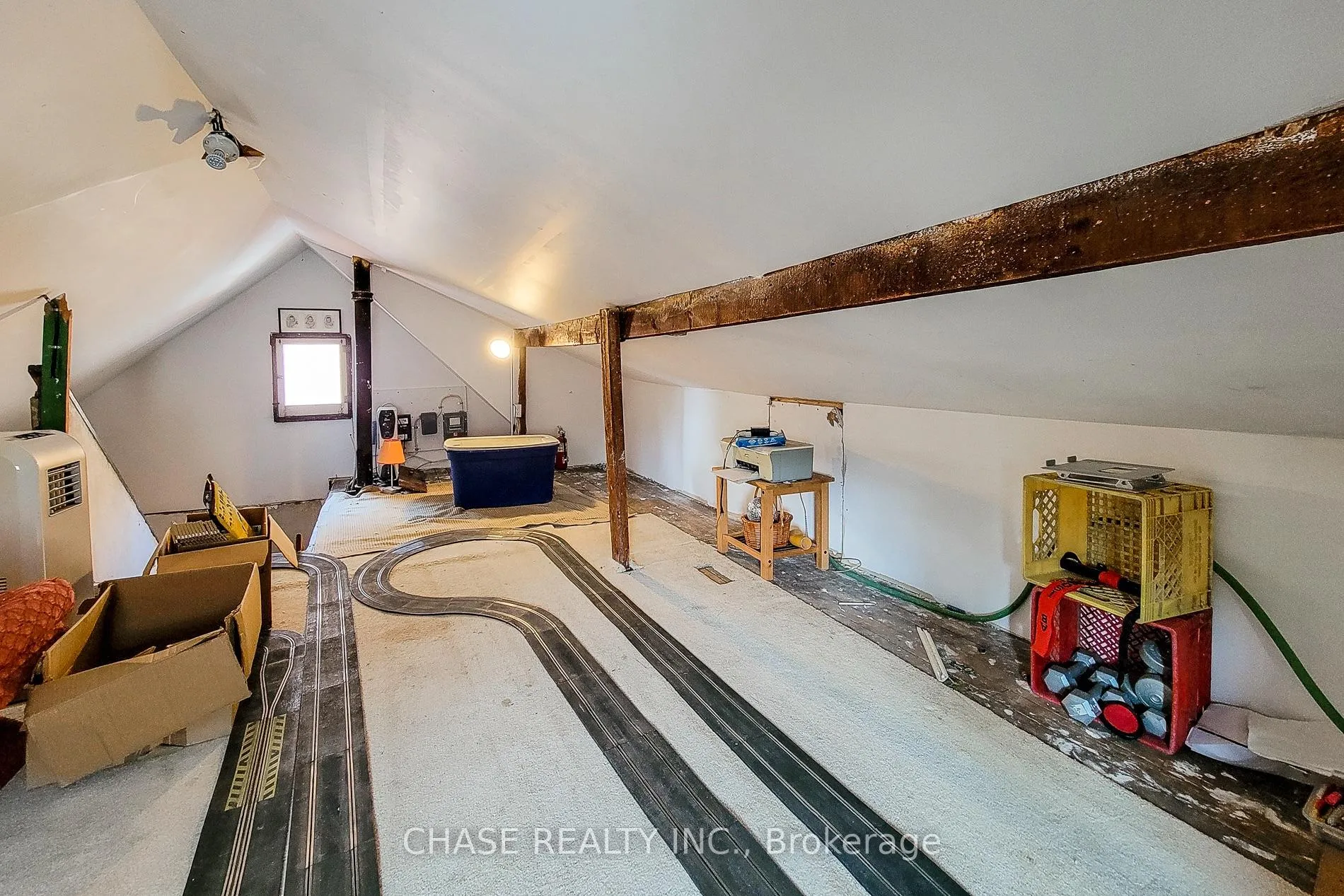 Photo 36 of 63 Carrick Avenue, Hamilton, Stipley — HOMEH