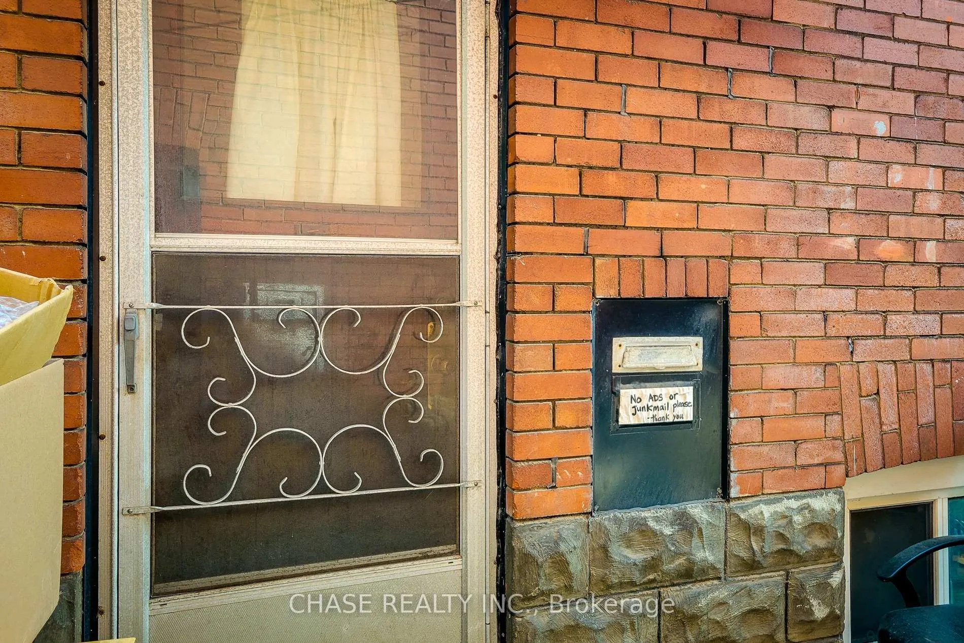 Photo 39 of 63 Carrick Avenue, Hamilton, Stipley — HOMEH