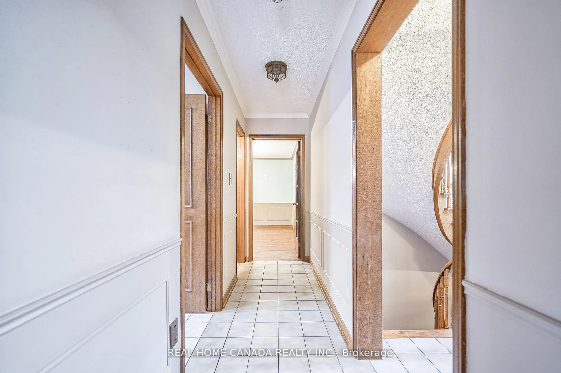 Photo 13 of 529 Pipers Green, Oakville, Glen Abbey — HOMEH