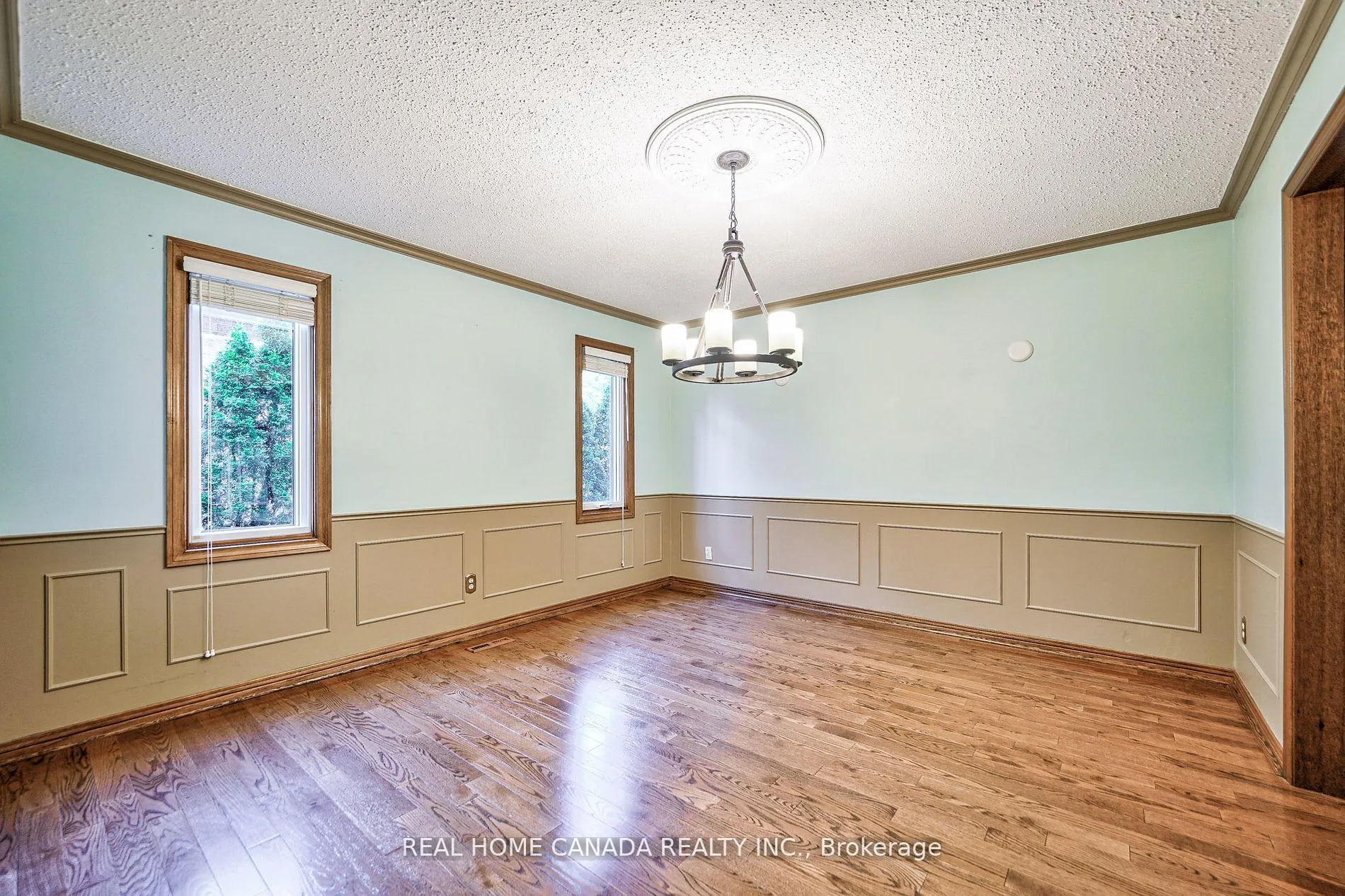 Photo 16 of 529 Pipers Green, Oakville, Glen Abbey — HOMEH
