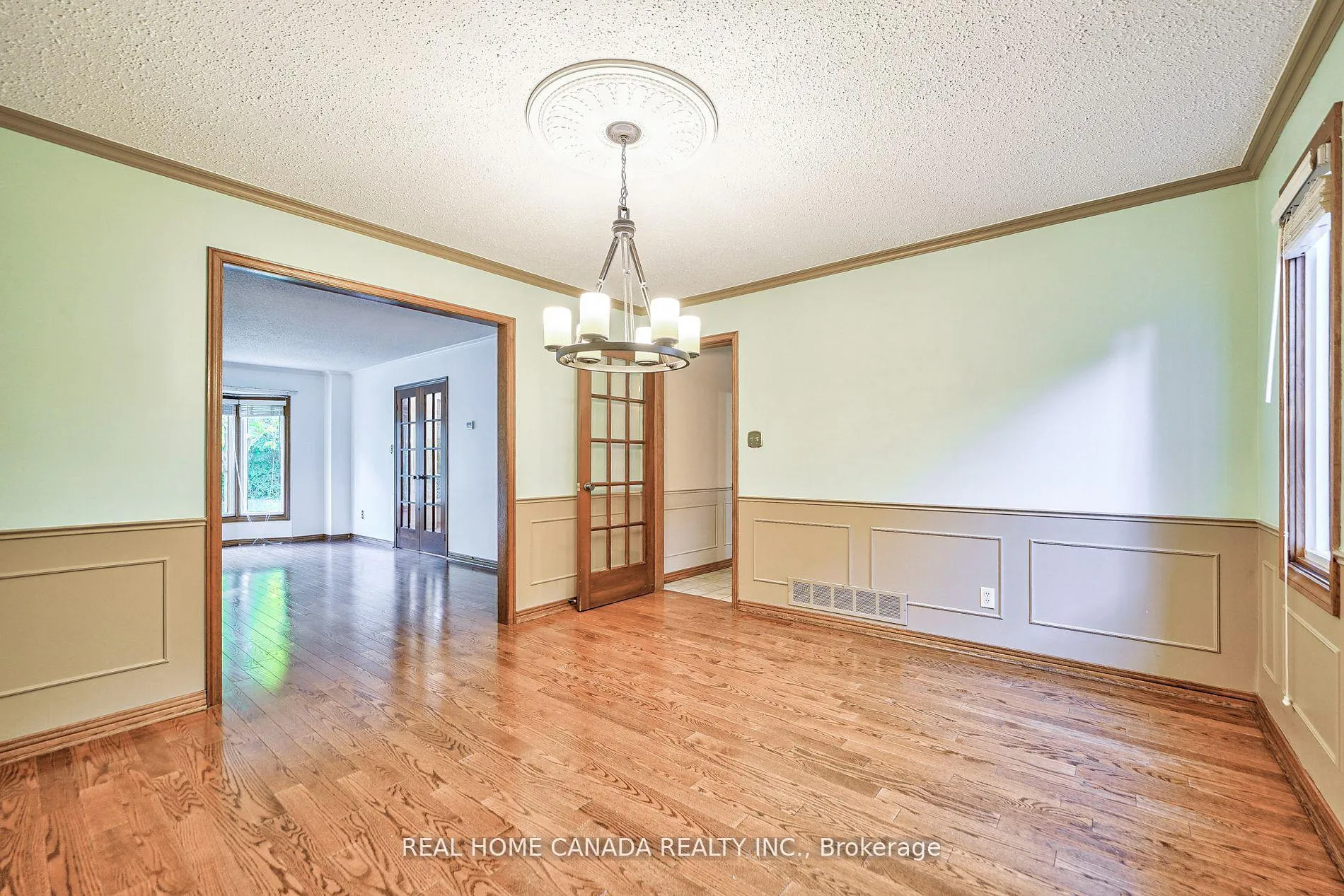 Photo 17 of 529 Pipers Green, Oakville, Glen Abbey — HOMEH
