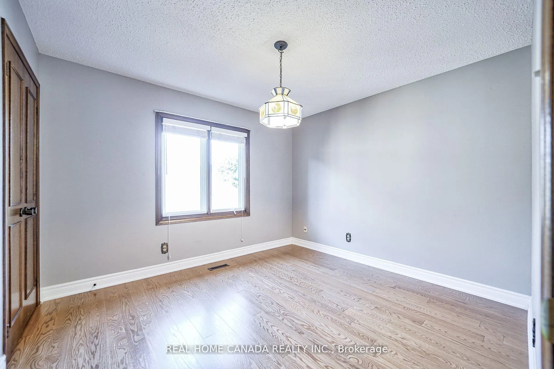 Photo 23 of 529 Pipers Green, Oakville, Glen Abbey — HOMEH