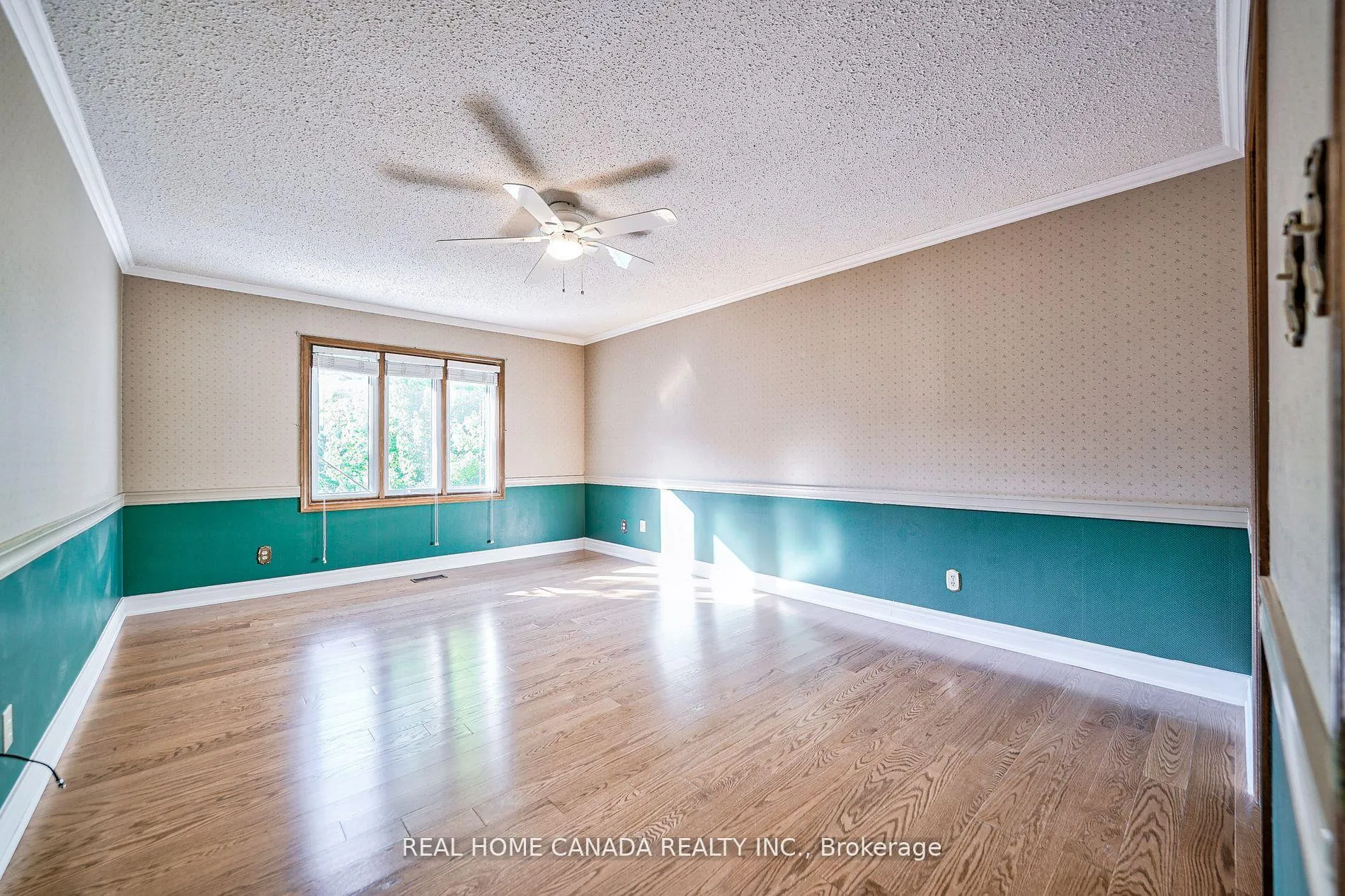 Photo 24 of 529 Pipers Green, Oakville, Glen Abbey — HOMEH