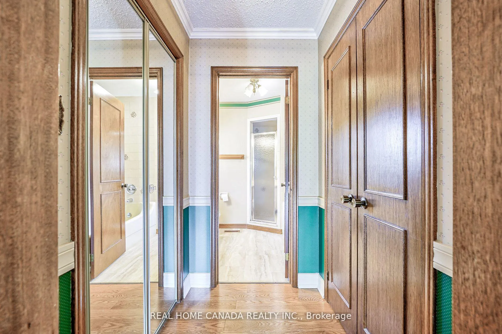 Photo 26 of 529 Pipers Green, Oakville, Glen Abbey — HOMEH