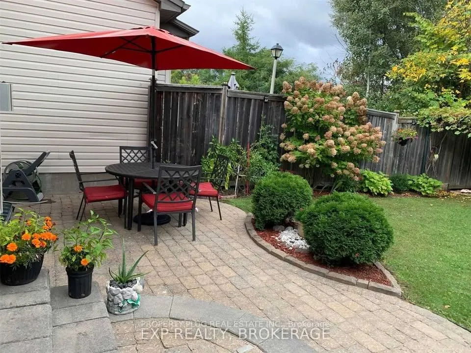 Photo 32 of 742 Cedar Creek Drive, Ottawa, Blossom Park/Kemp Park/Findlay Creek — HOMEH