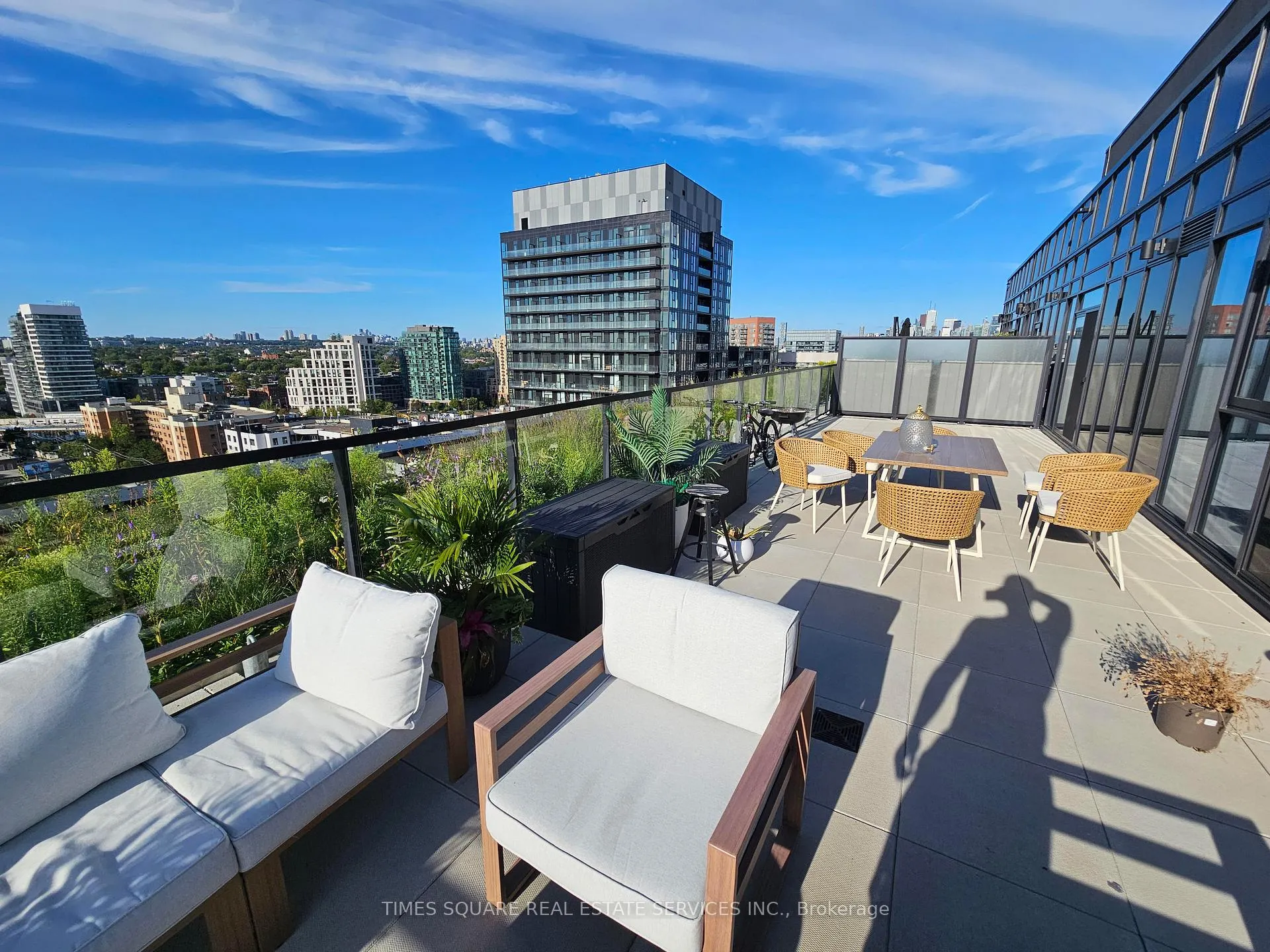 Photo 6 of Unit PH12, 270 Dufferin Street, Toronto, South Parkdale — HOMEH