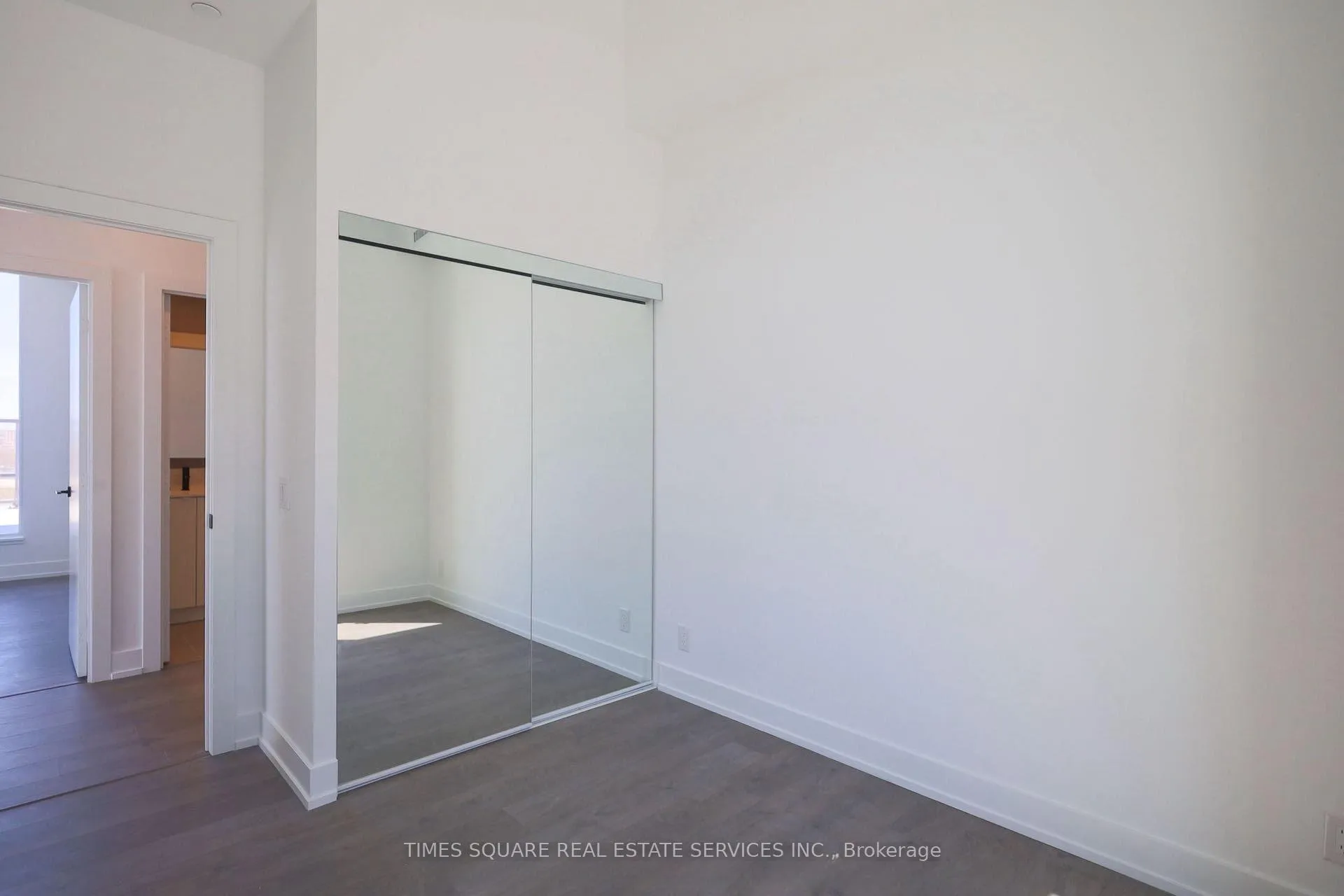Photo 12 of Unit PH12, 270 Dufferin Street, Toronto, South Parkdale — HOMEH