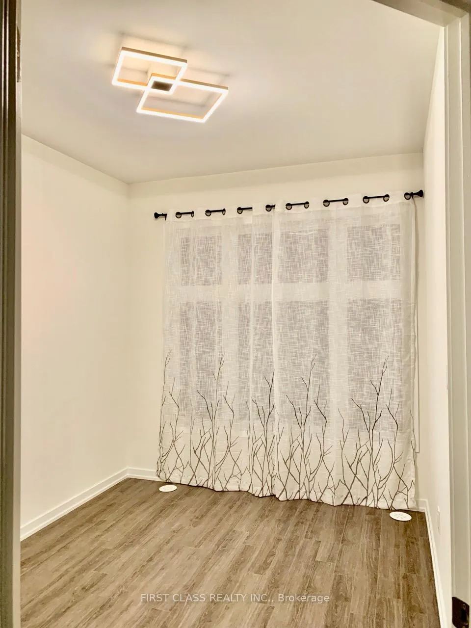Photo 11 of 10 Pantheon Lane, Markham, Wismer — HOMEH