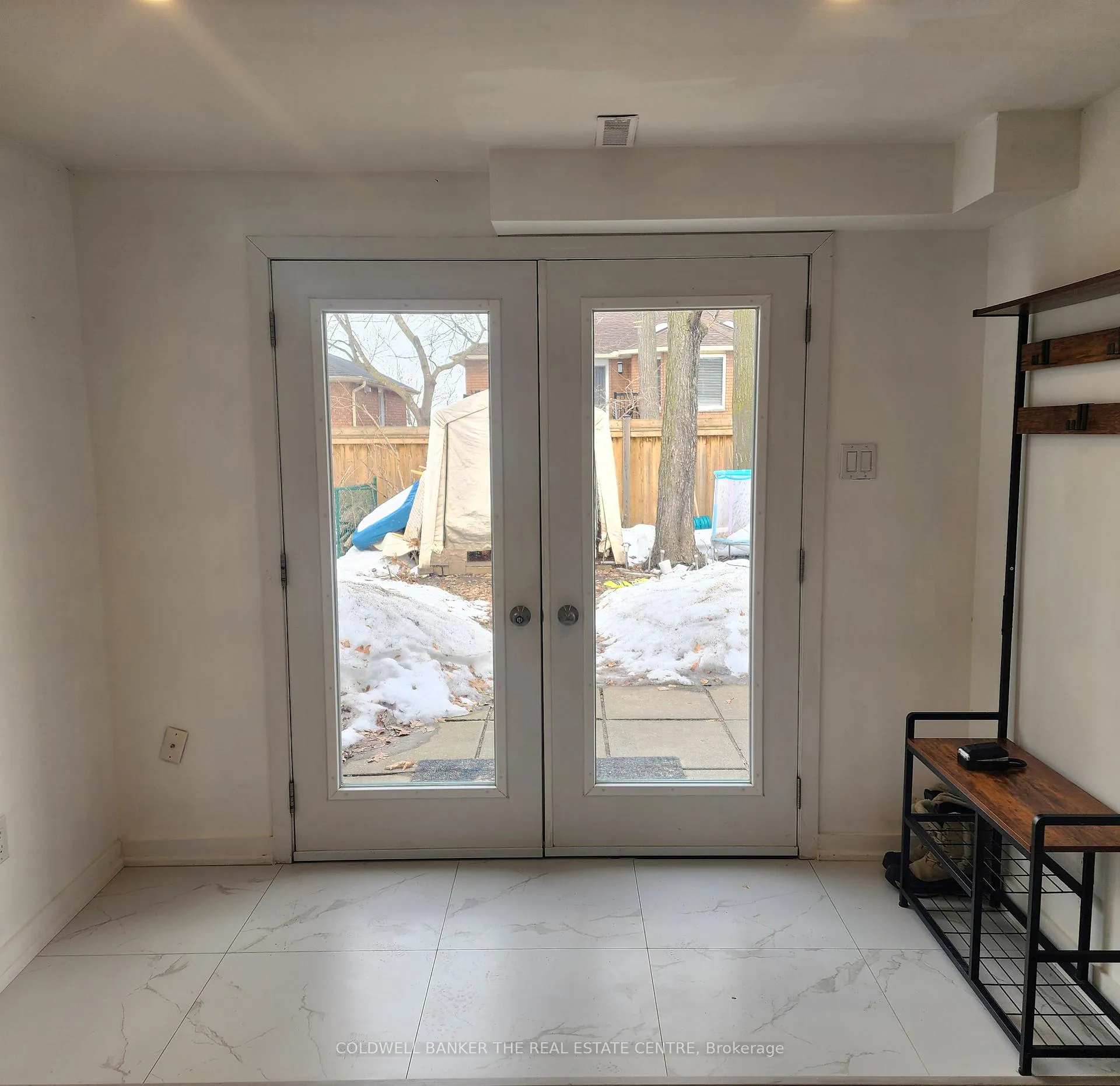 Photo 2 of Unit B, 38 Ferguson Drive, Barrie, Northwest — HOMEH