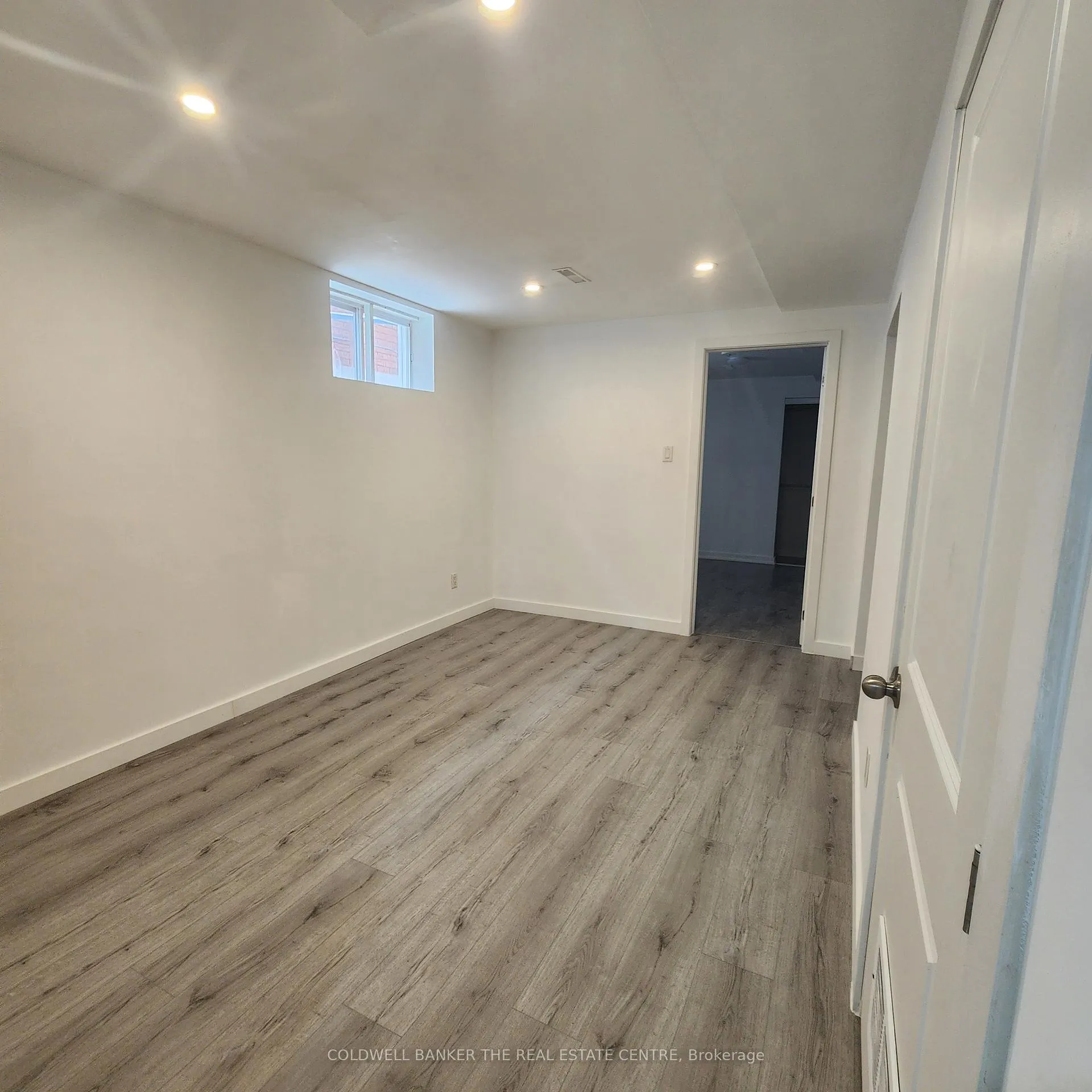 Photo 8 of Unit B, 38 Ferguson Drive, Barrie, Northwest — HOMEH