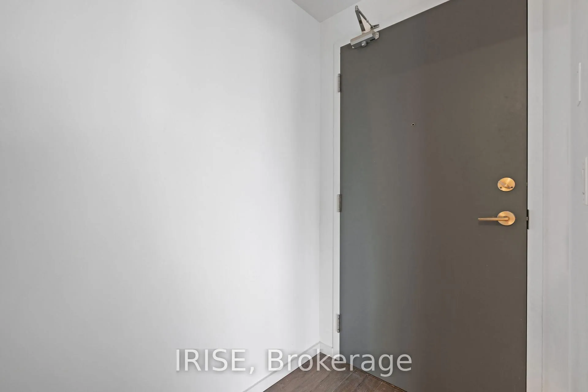 Photo 2 of Unit 613, 21 Lawren Harris Square, Toronto, Waterfront Communities — HOMEH