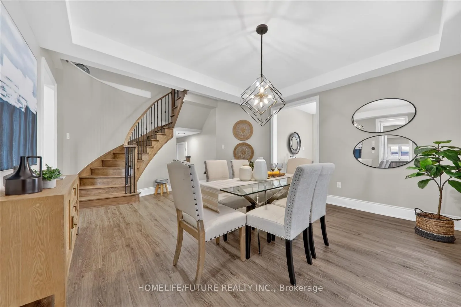 Photo 6 of 238 Lyle Drive, Clarington, Bowmanville — HOMEH