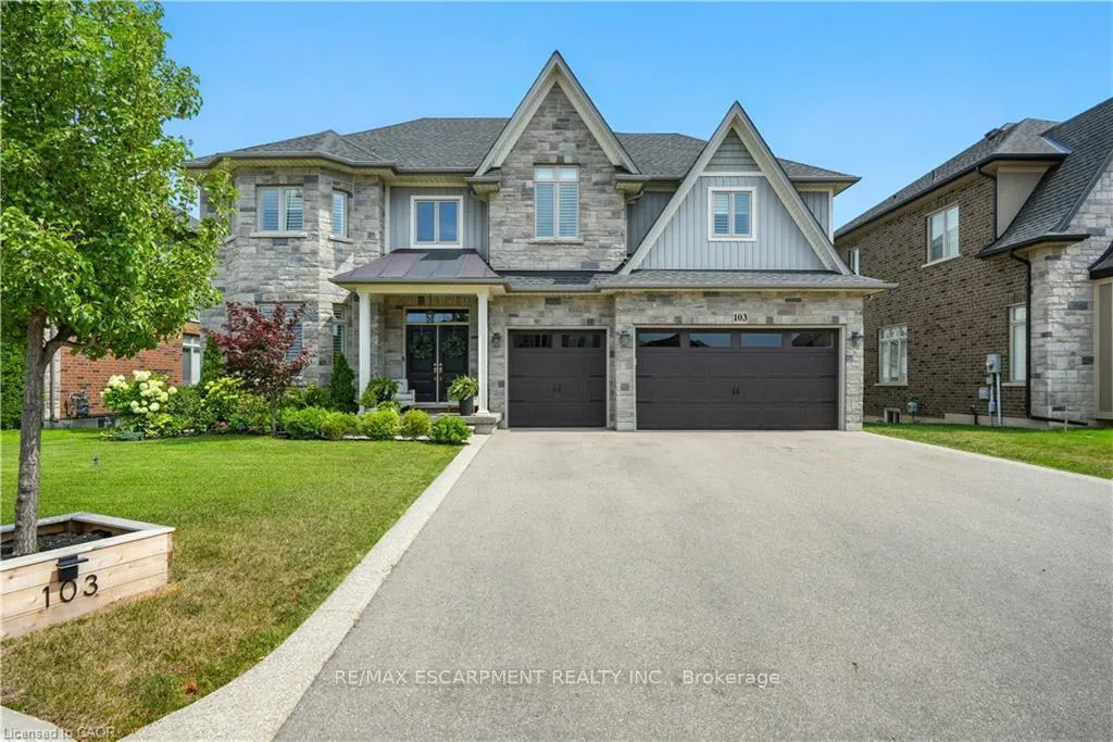 Photo 1 of 103 Lampman Drive, Grimsby, Grimsby West — HOMEH