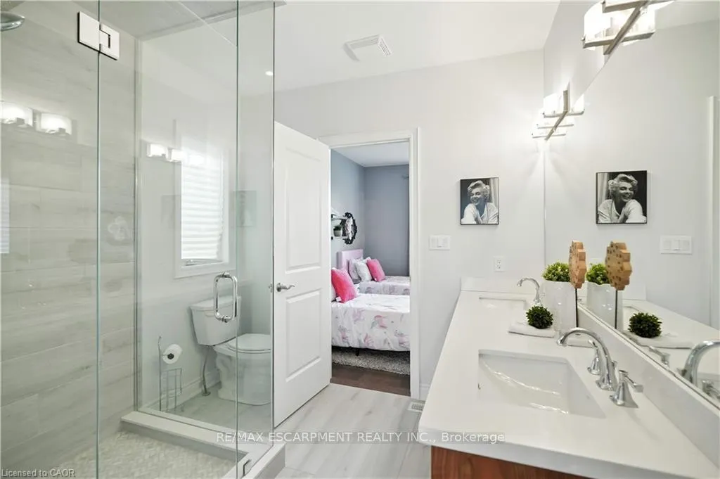 Photo 28 of 103 Lampman Drive, Grimsby, Grimsby West — HOMEH