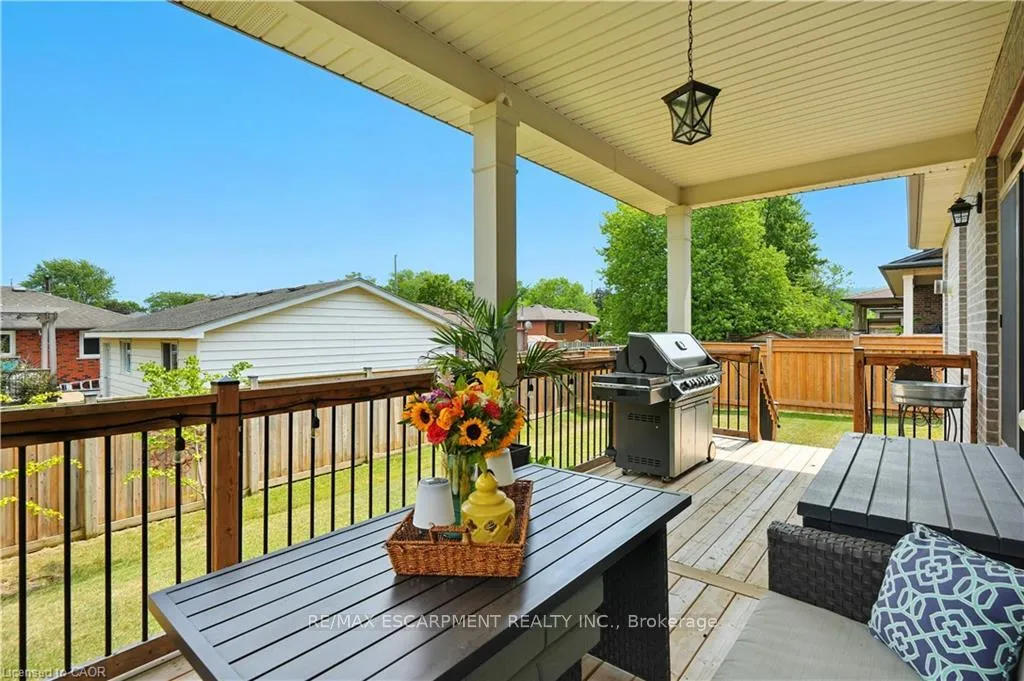 Photo 48 of 103 Lampman Drive, Grimsby, Grimsby West — HOMEH