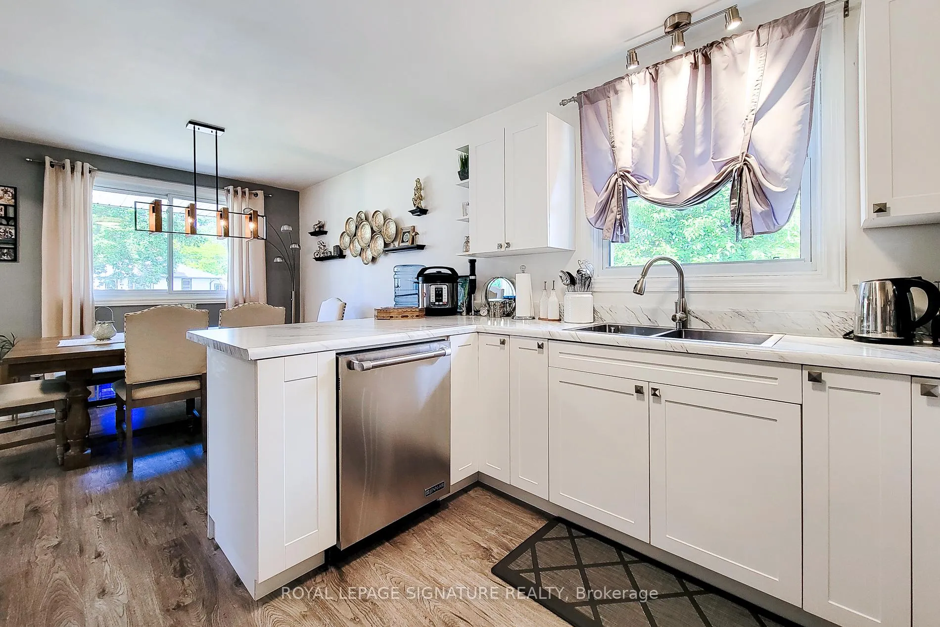 Photo 8 of 8060 Beaverdams Road, Niagara Falls, Ascot — HOMEH