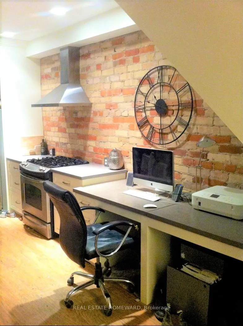 Photo 4 of Unit 1st Floor, 36 Caroline Avenue, Toronto, South Riverdale — HOMEH