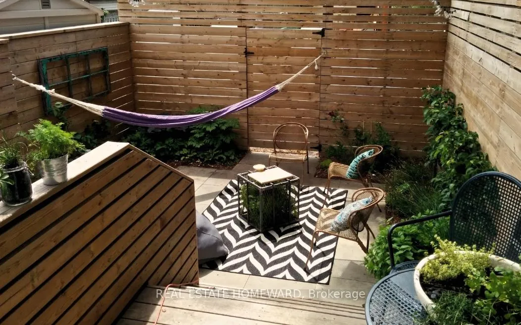 Photo 5 of Unit 1st Floor, 36 Caroline Avenue, Toronto, South Riverdale — HOMEH