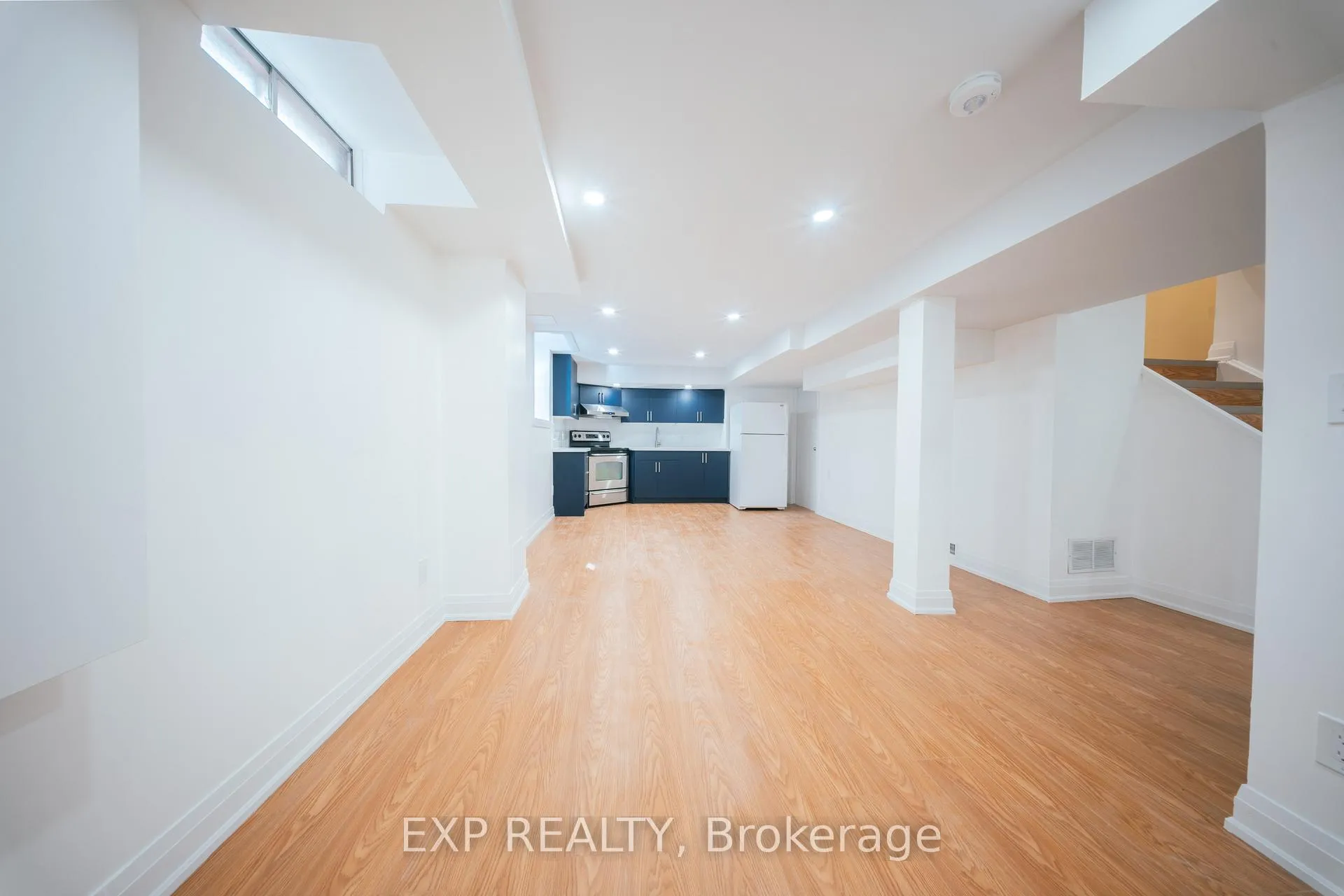 Photo 5 of Unit BSMT, 45 Hemingford Place, Whitby, Pringle Creek — HOMEH