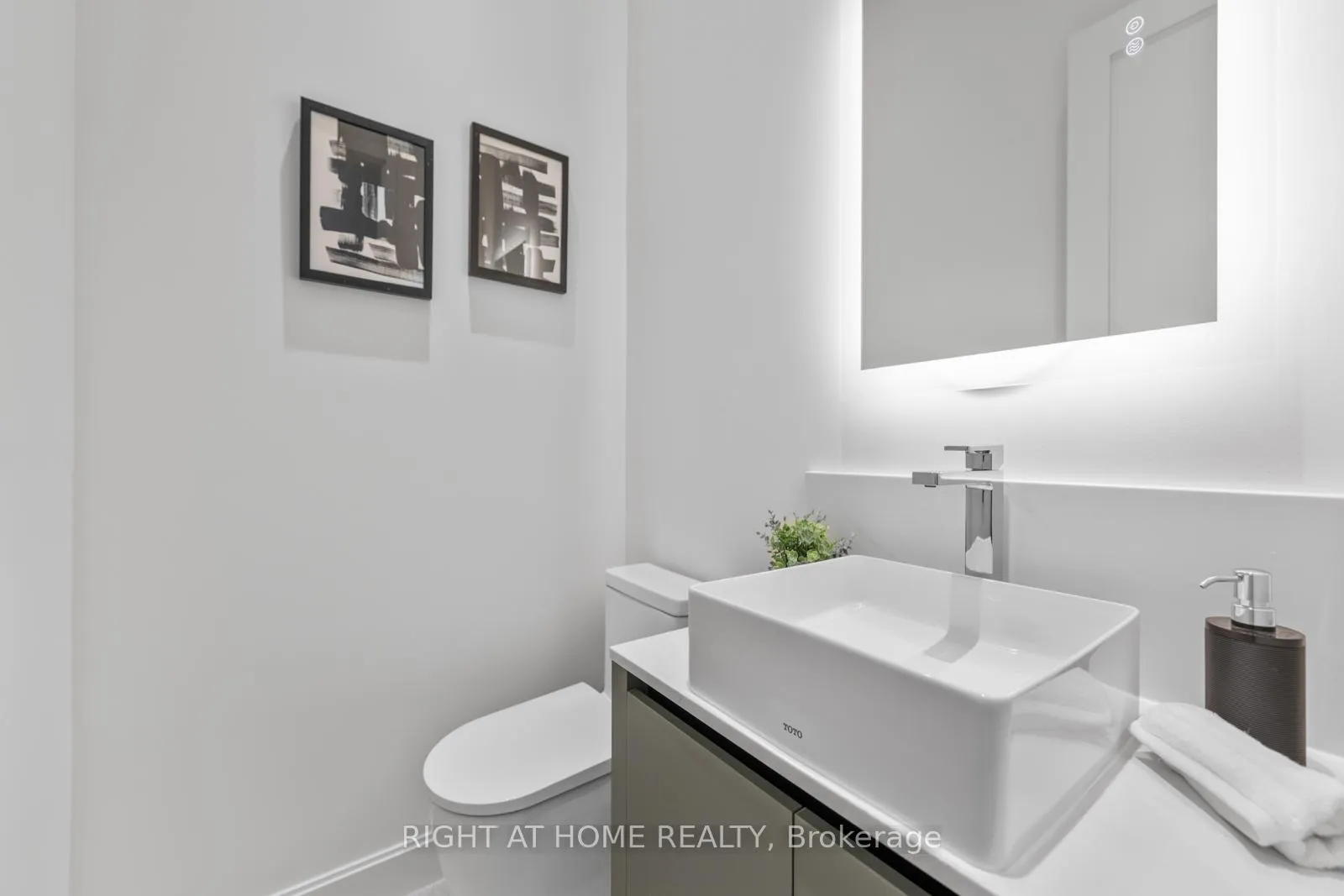 Photo 10 of 85 Holborne Avenue, Toronto, Danforth Village-East York — HOMEH