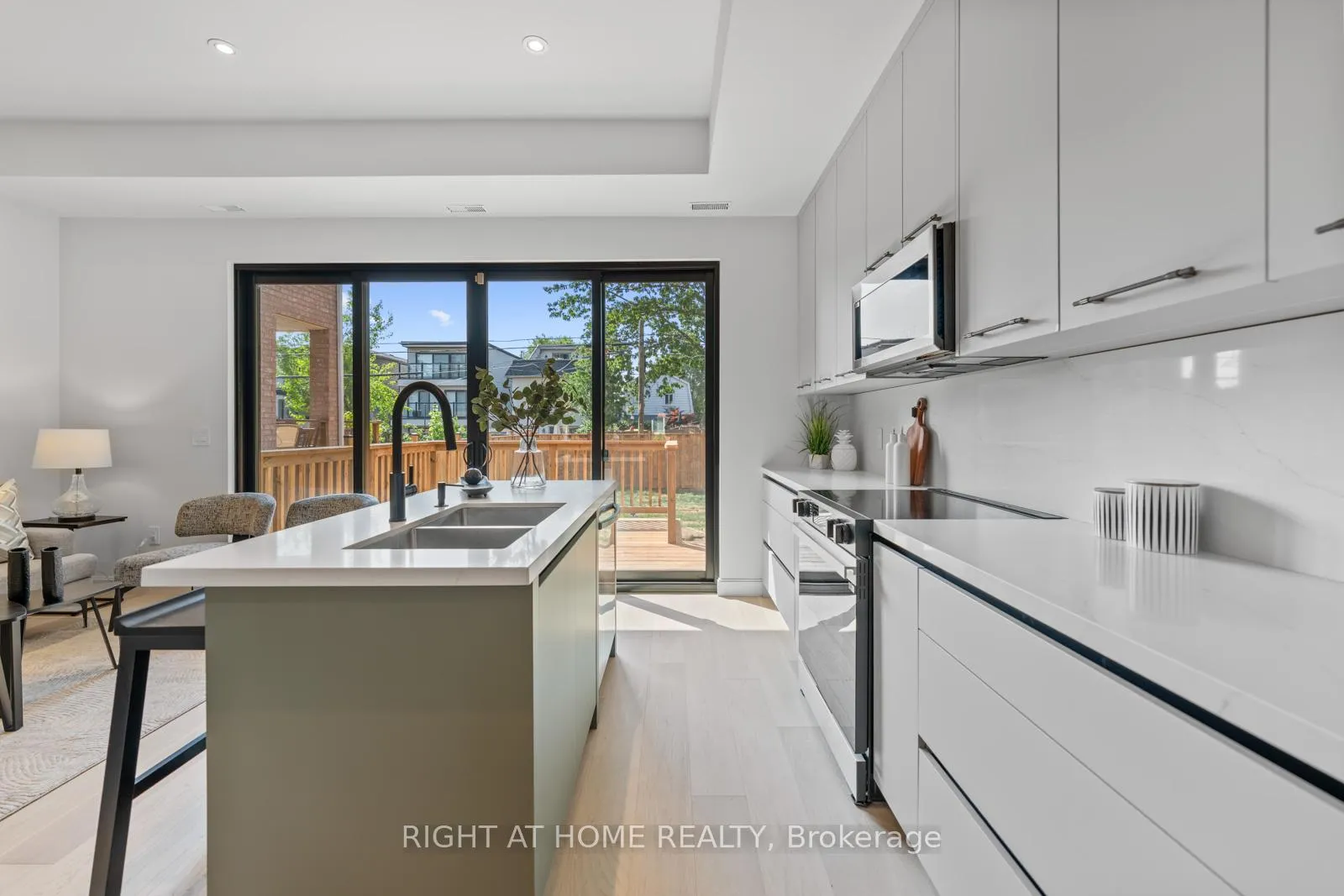 Photo 12 of 85 Holborne Avenue, Toronto, Danforth Village-East York — HOMEH