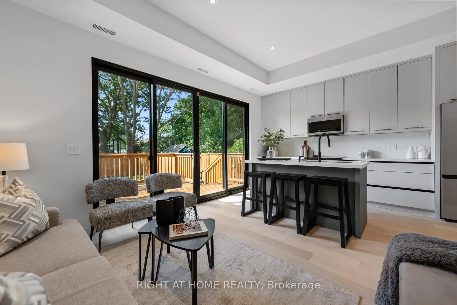 Photo 19 of 85 Holborne Avenue, Toronto, Danforth Village-East York — HOMEH