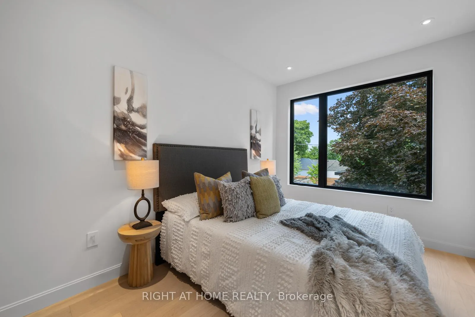 Photo 25 of 85 Holborne Avenue, Toronto, Danforth Village-East York — HOMEH