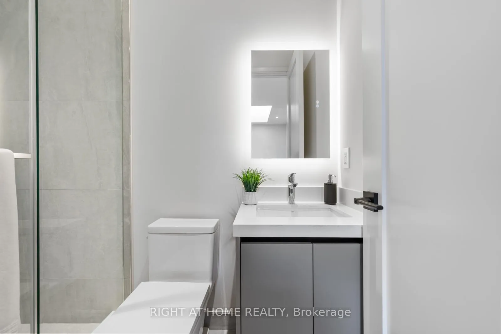 Photo 27 of 85 Holborne Avenue, Toronto, Danforth Village-East York — HOMEH