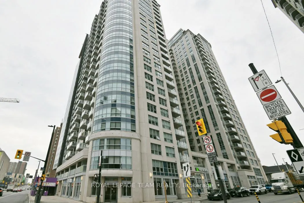 Front of Unit 1303, 242 Rideau Street