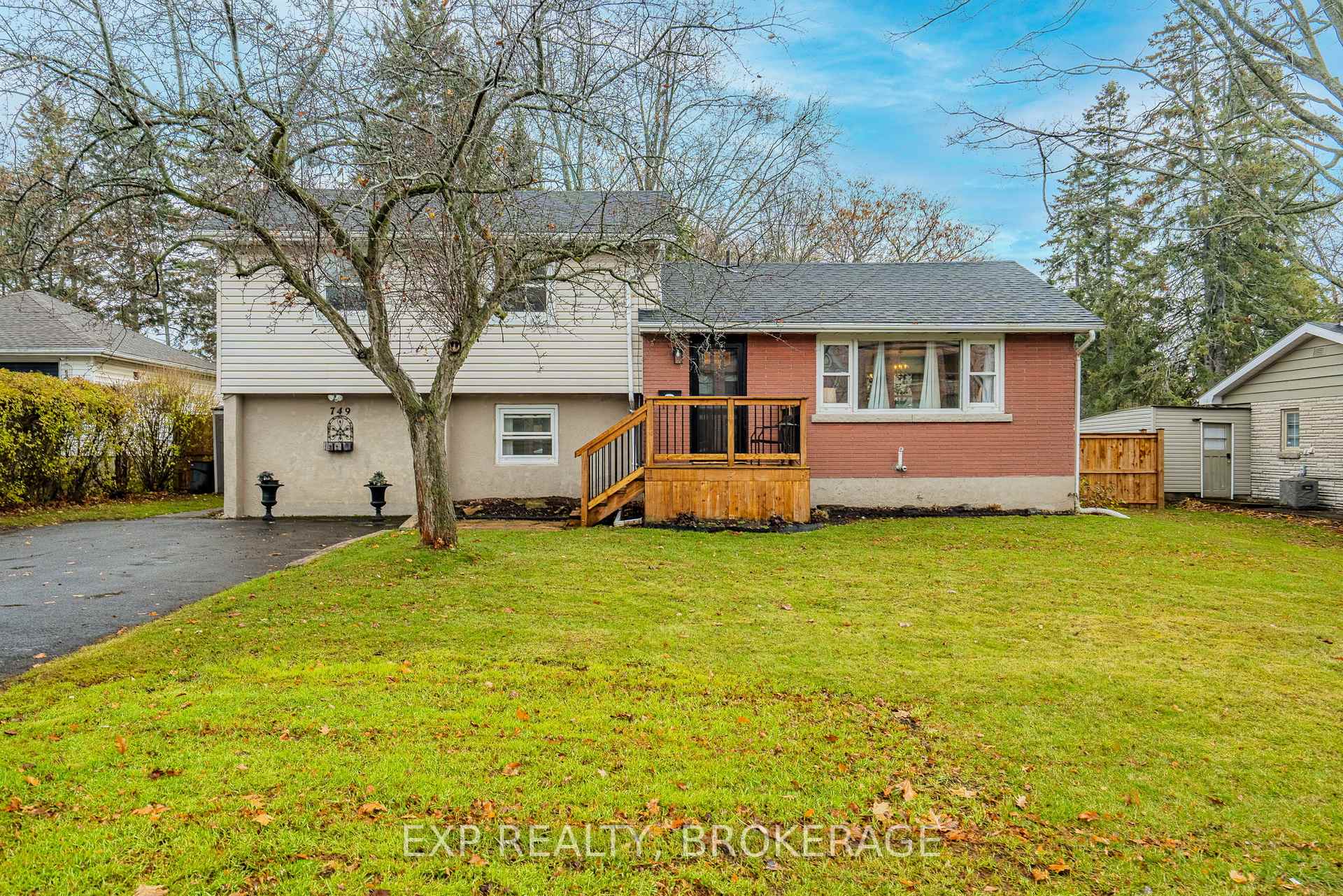 Photo 2 of 749 Front Road, Kingston, City Southwest — HOMEH